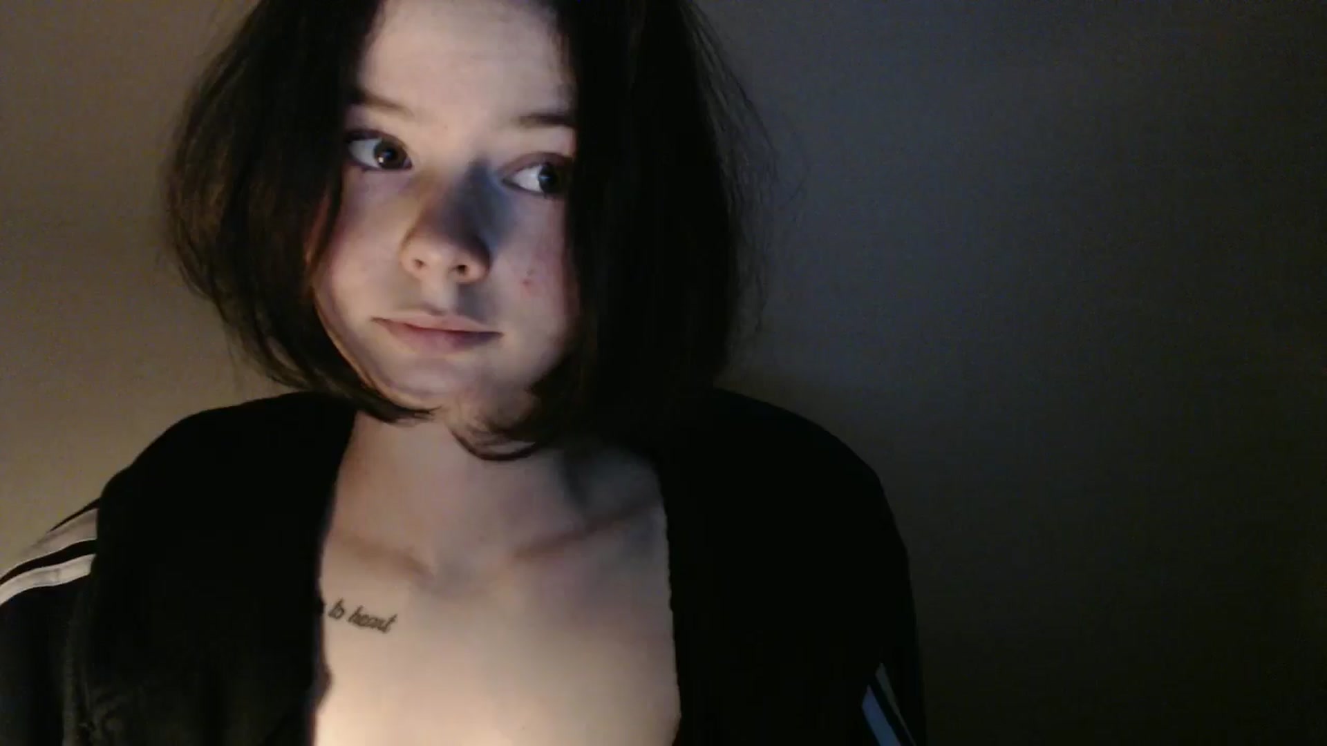 Gallery image thumbnail from KatyaWave's myfreecams stream on, 03/06/2026, 19:31 image 2 of 20