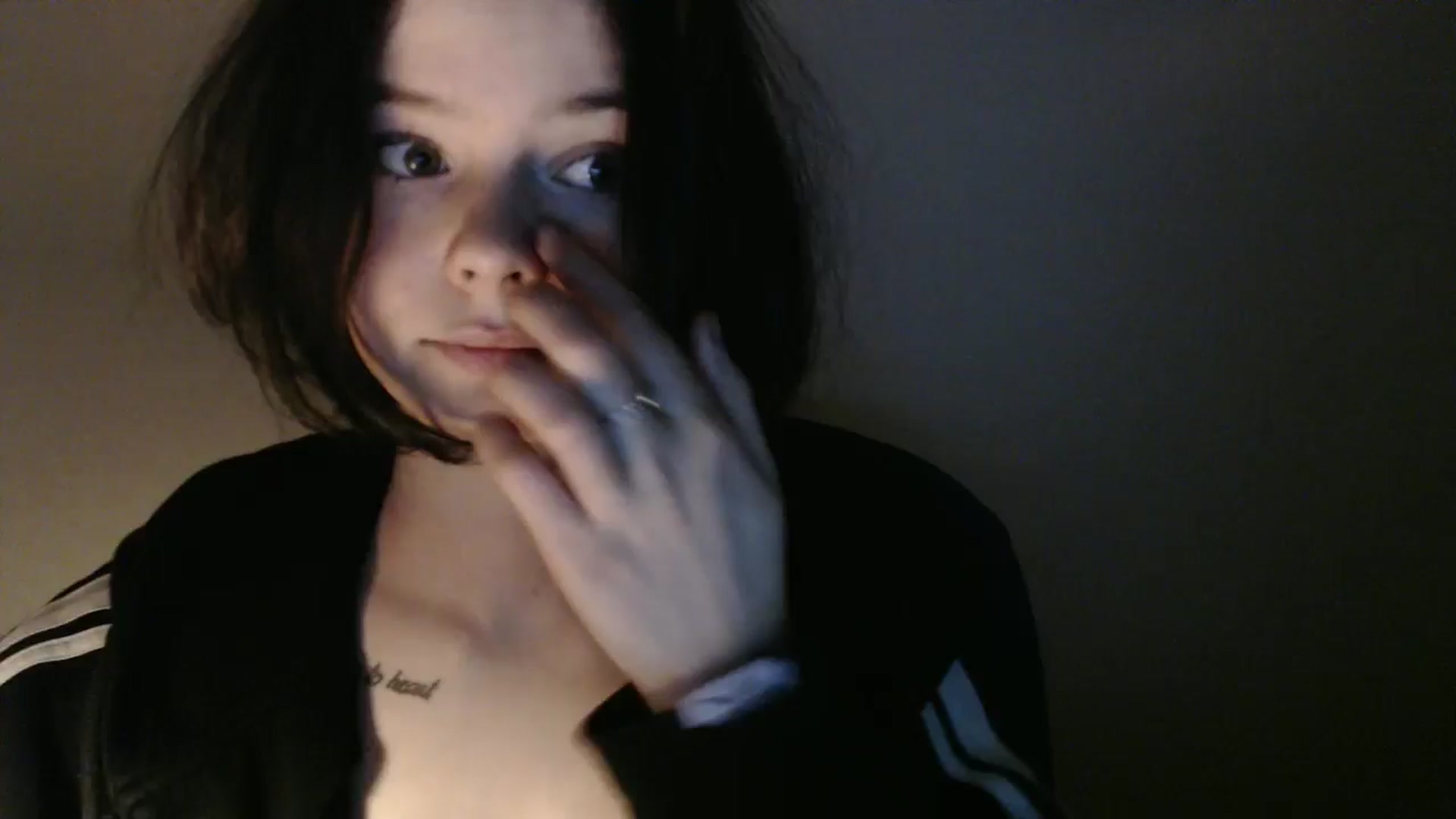 Gallery image thumbnail from KatyaWave's myfreecams stream on, 03/06/2026, 19:31 image 1 of 20