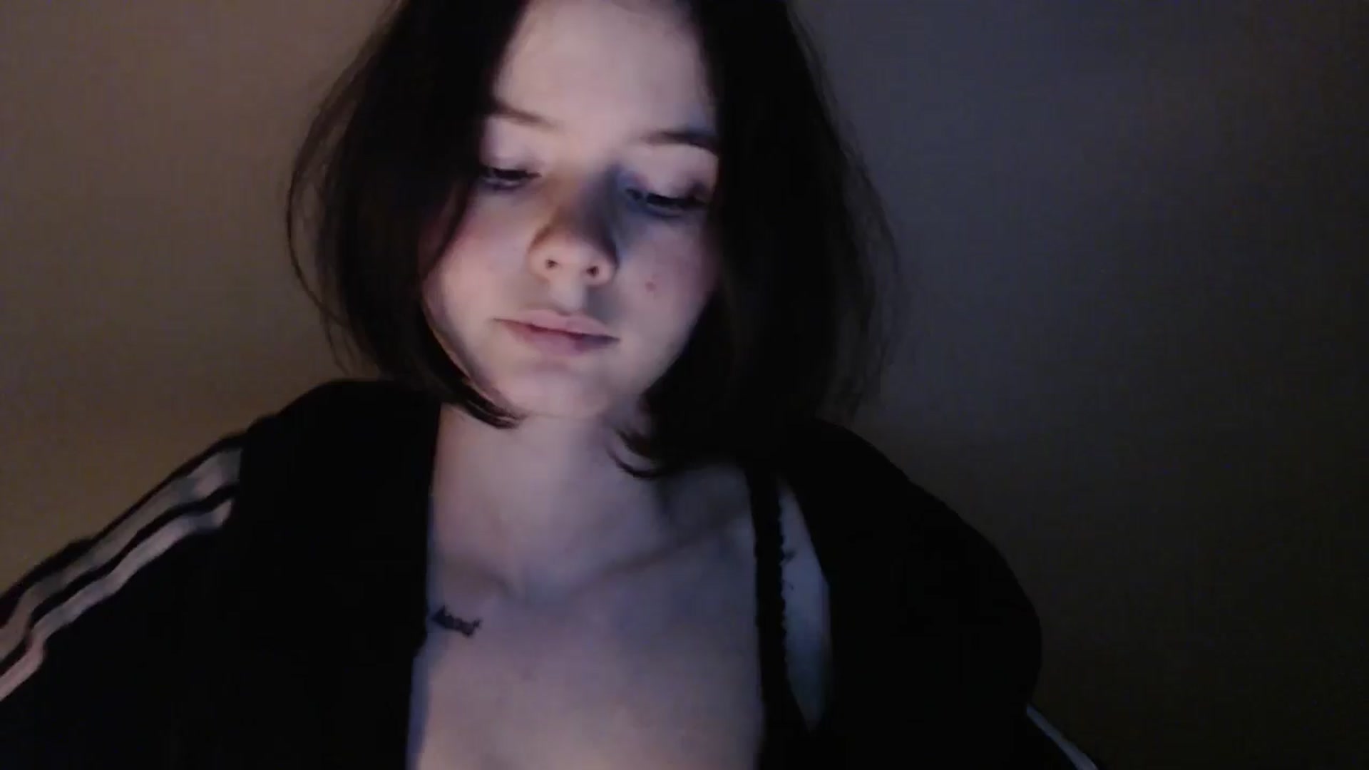 Gallery image thumbnail from KatyaWave's myfreecams stream on, 03/06/2026, 19:31 image 14 of 20