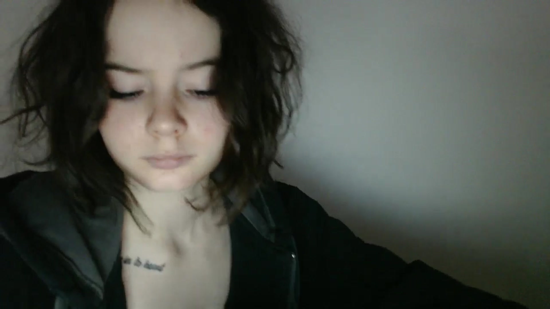 Gallery image thumbnail from KatyaWave's myfreecams stream on, 03/11/2026, 14:08 image 17 of 20