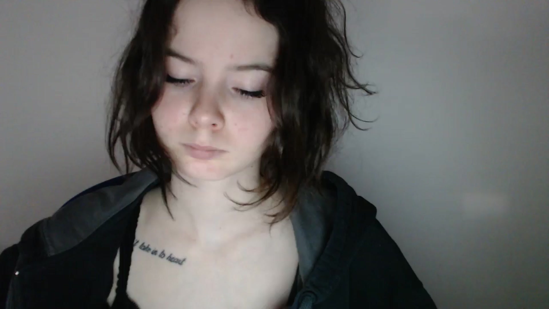 Gallery image thumbnail from KatyaWave's myfreecams stream on, 03/11/2026, 14:08 image 2 of 20