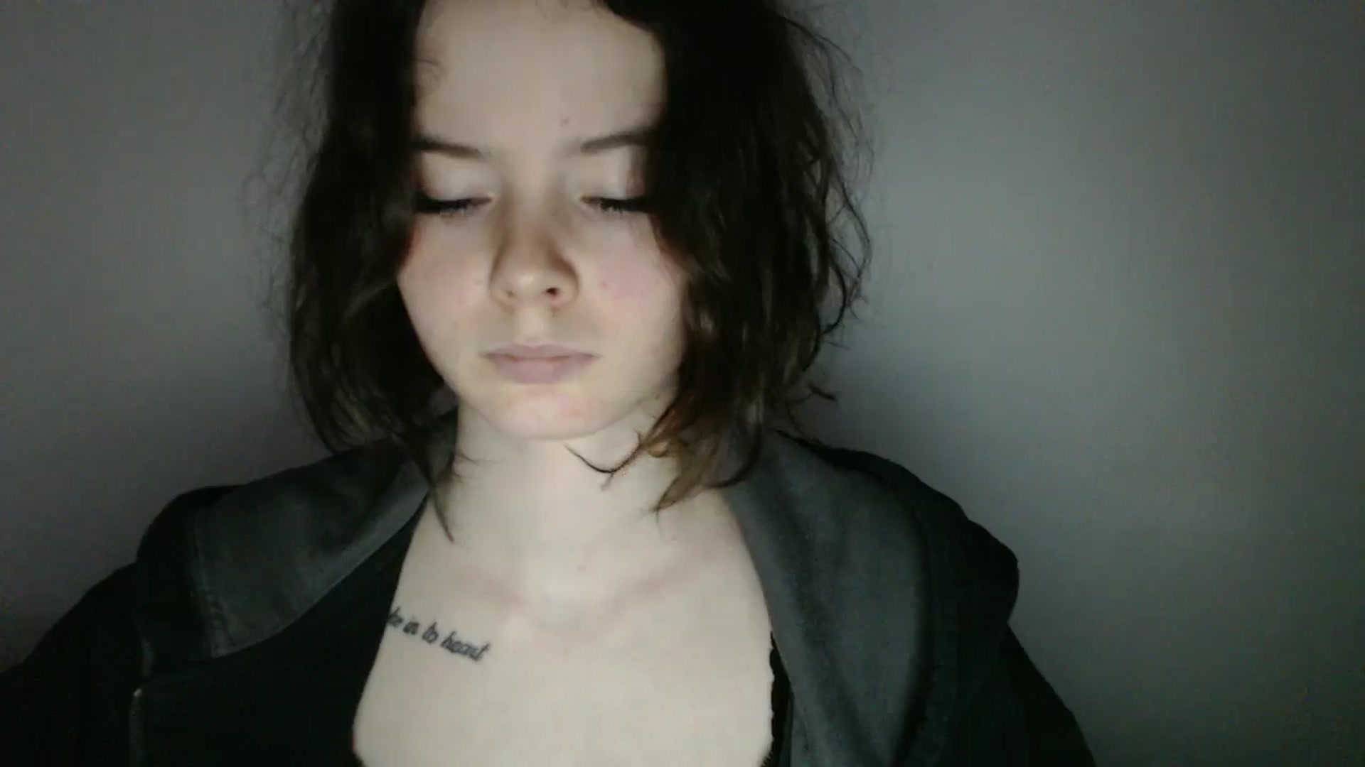 Gallery image thumbnail from KatyaWave's myfreecams stream on, 03/11/2026, 14:08 image 13 of 20