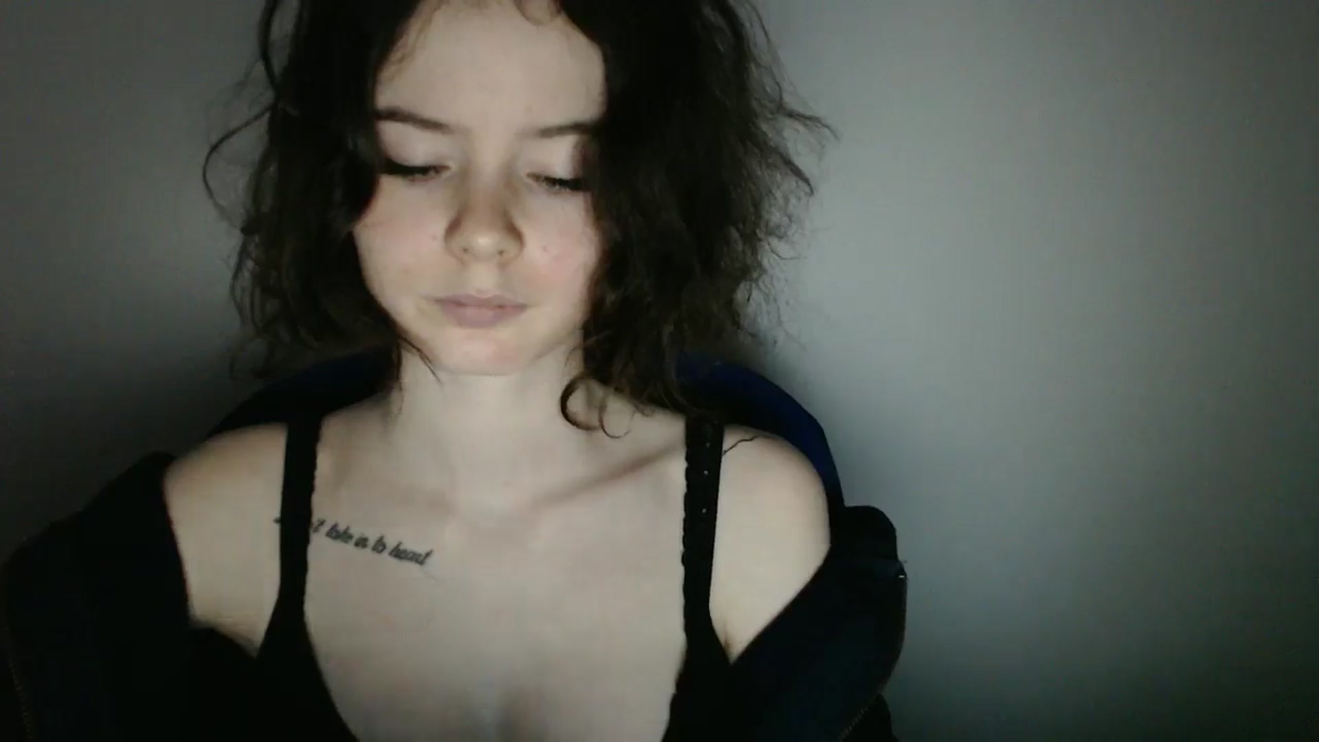 Gallery image thumbnail from KatyaWave's myfreecams stream on, 03/12/2026, 13:30 image 12 of 20