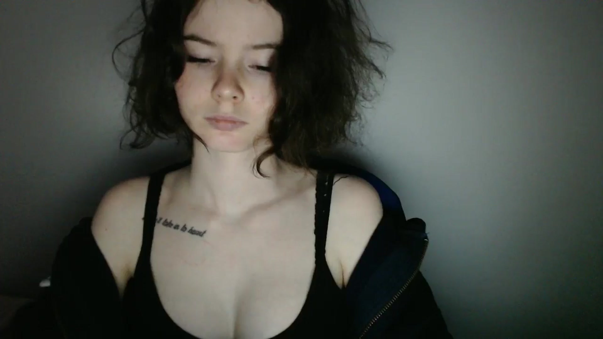 Gallery image thumbnail from KatyaWave's myfreecams stream on, 03/12/2026, 13:30 image 2 of 20