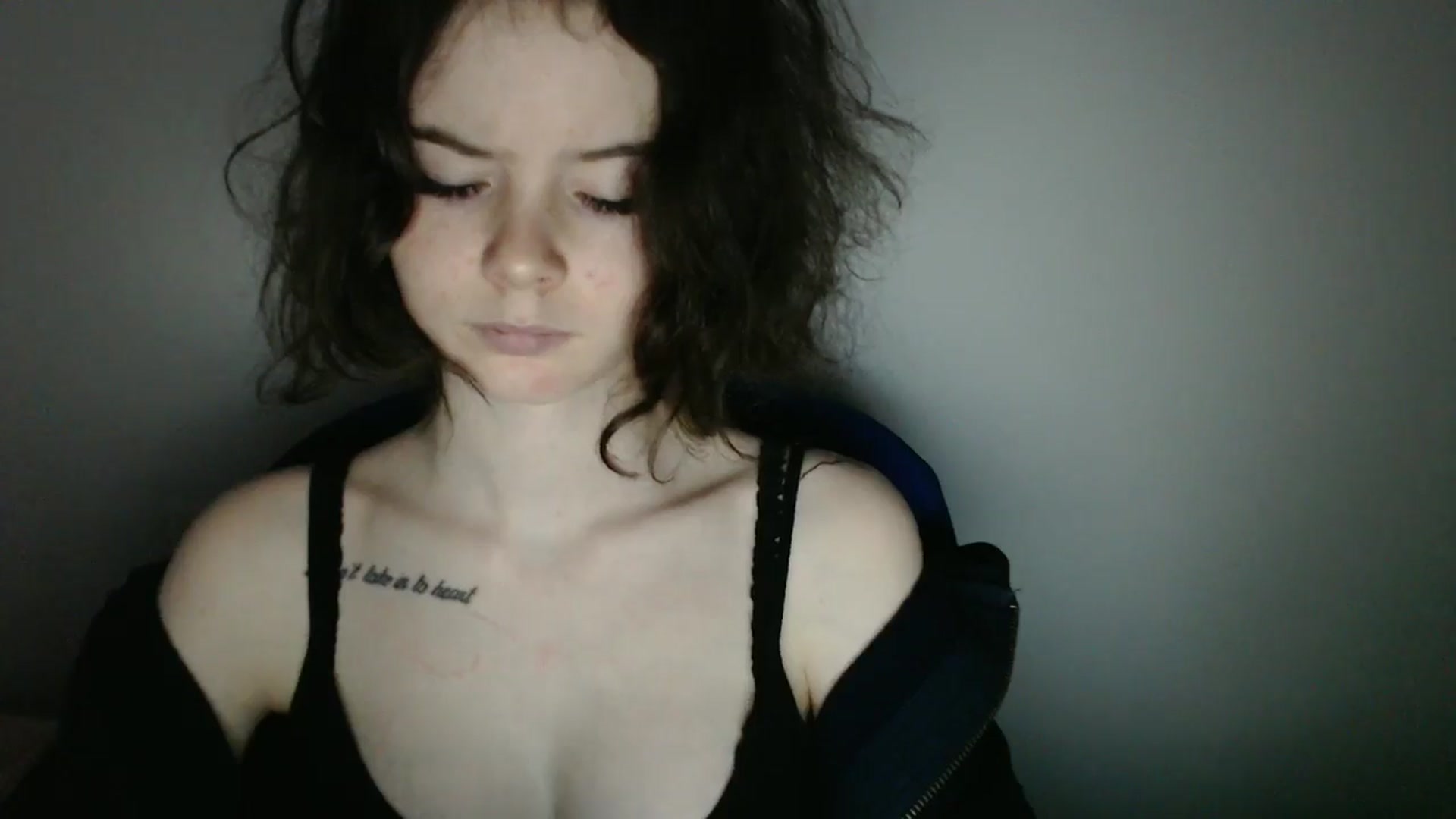Gallery image thumbnail from KatyaWave's myfreecams stream on, 03/12/2026, 13:30 image 7 of 20