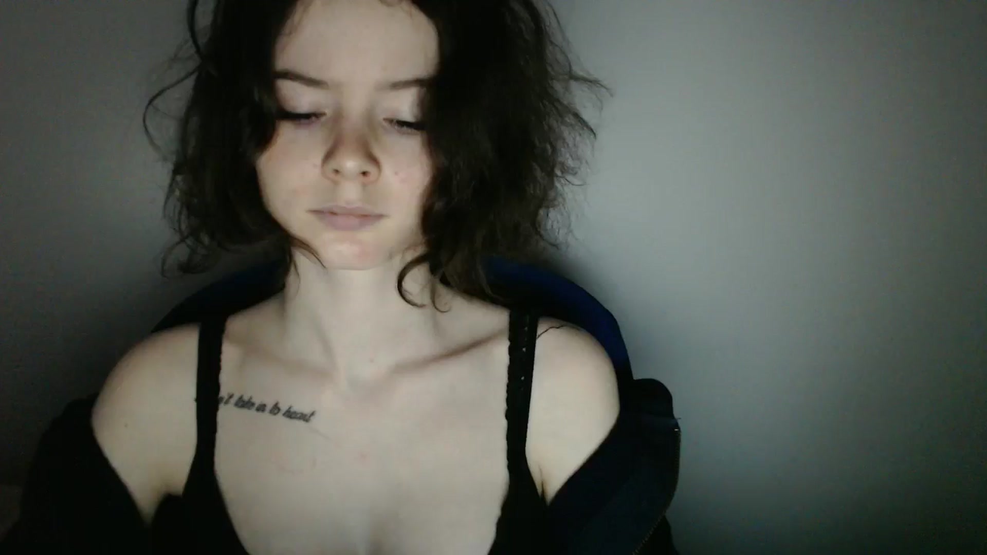 Gallery image thumbnail from KatyaWave's myfreecams stream on, 03/12/2026, 13:30 image 10 of 20