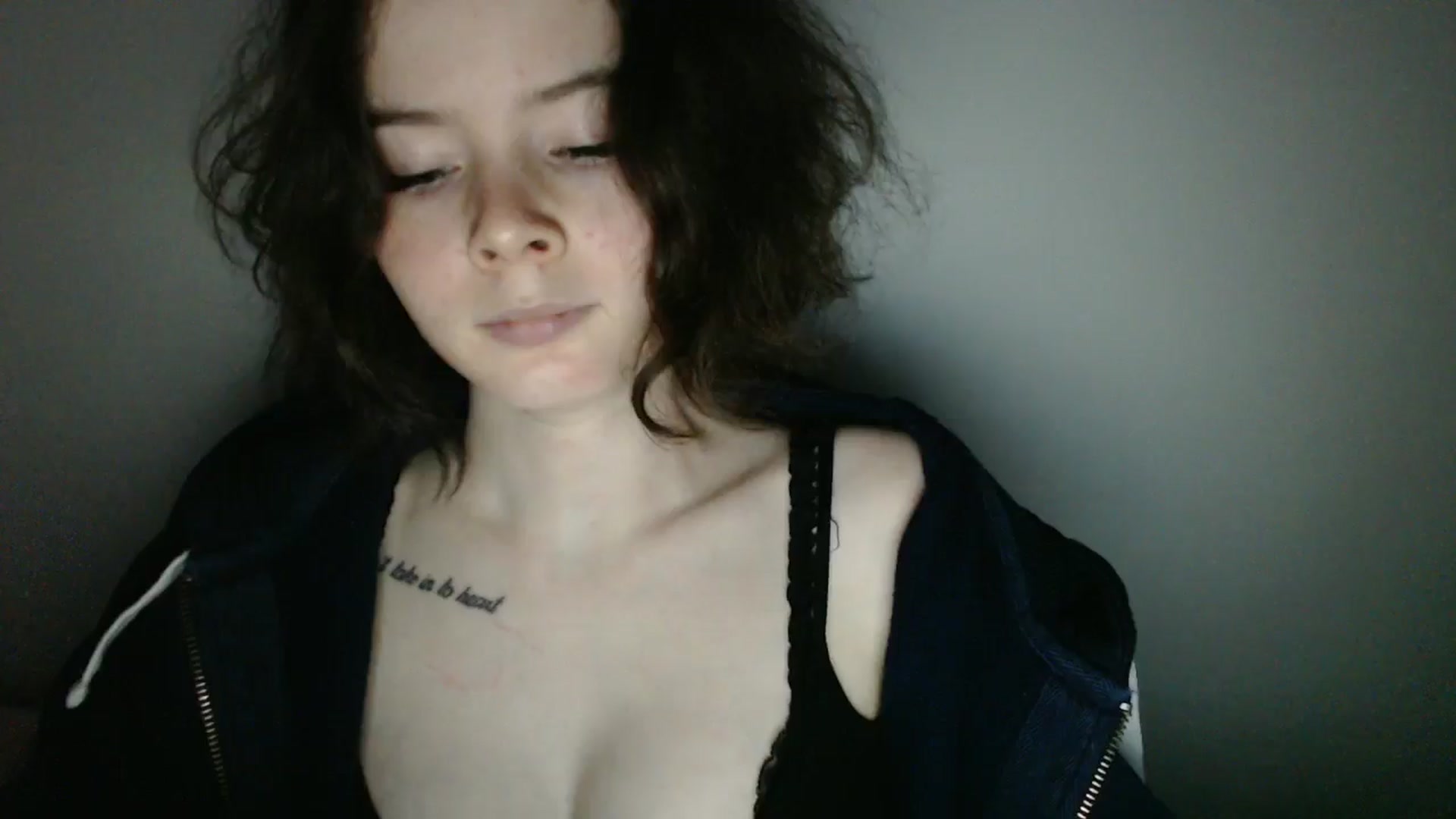 Gallery image thumbnail from KatyaWave's myfreecams stream on, 03/12/2026, 14:48 image 1 of 20