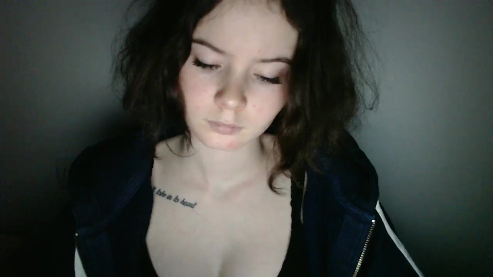 Gallery image thumbnail from KatyaWave's myfreecams stream on, 03/12/2026, 14:48 image 16 of 20