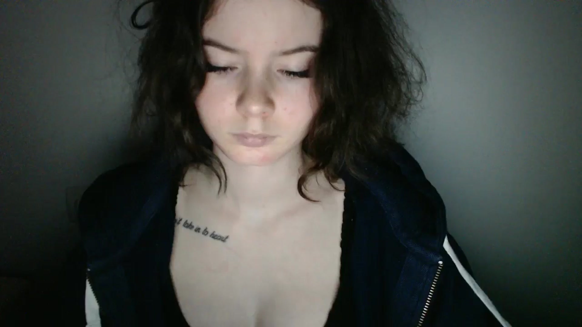 Gallery image thumbnail from KatyaWave's myfreecams stream on, 03/12/2026, 14:48 image 13 of 20