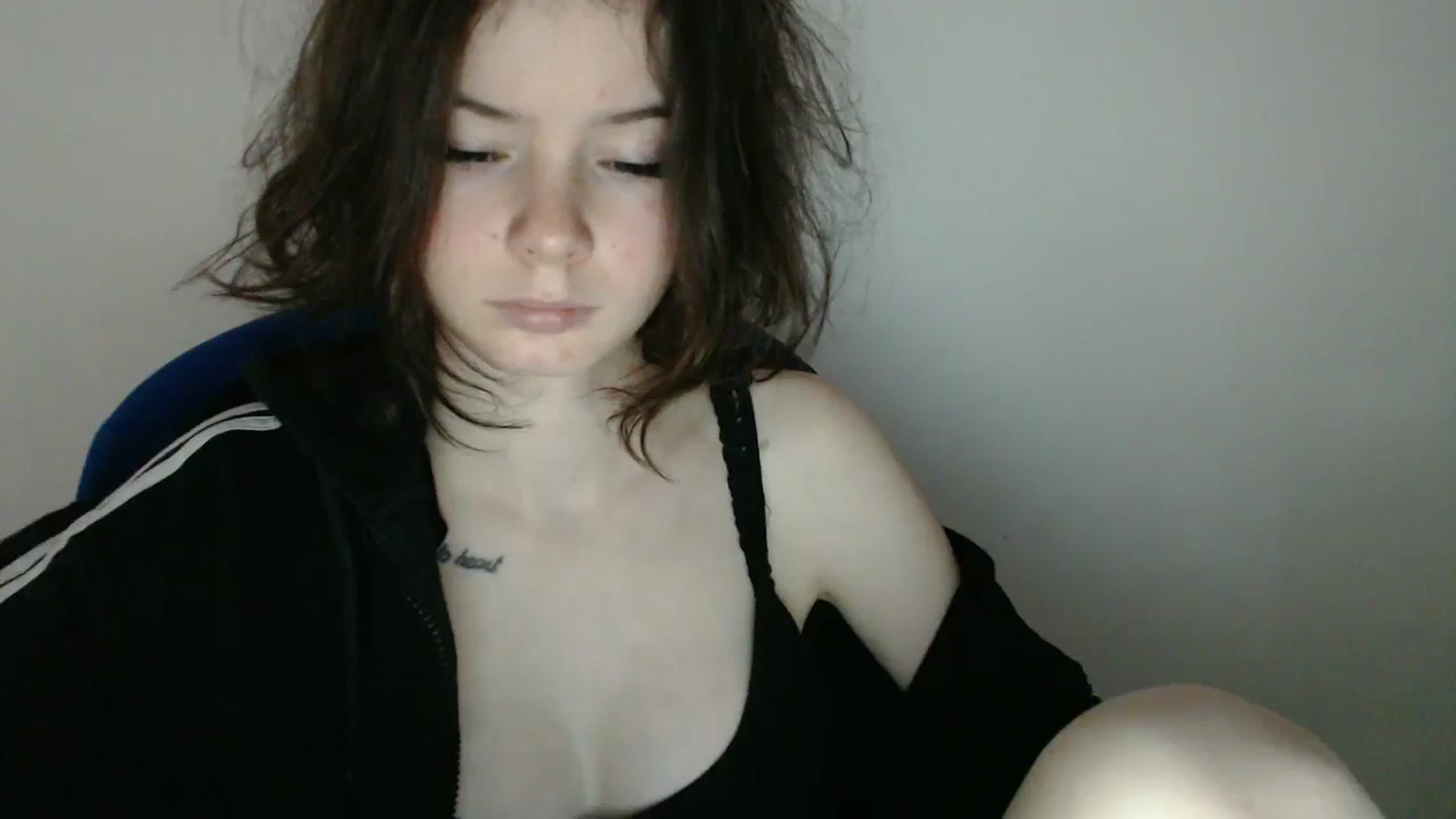 Gallery image thumbnail from KatyaWave's myfreecams stream on, 03/14/2026, 13:15 image 13 of 20