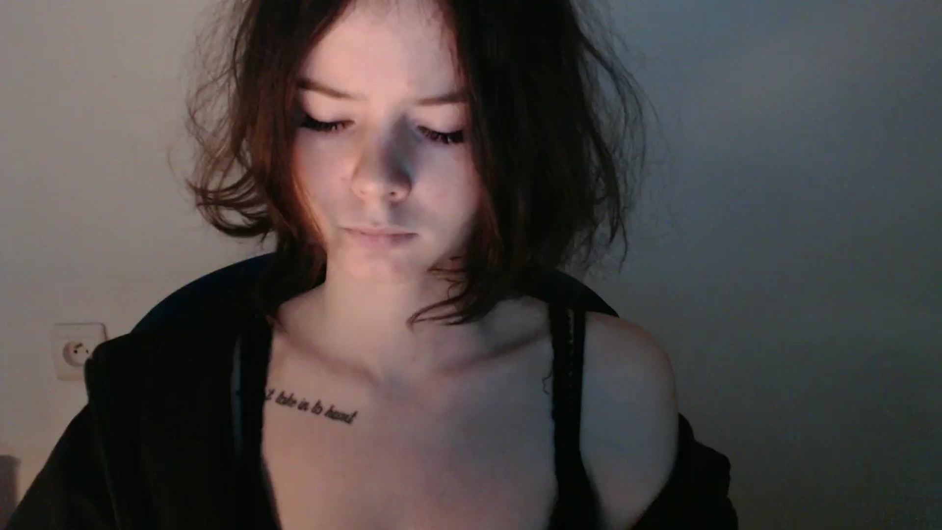 Gallery image thumbnail from KatyaWave's myfreecams stream on, 03/15/2026, 13:44 image 16 of 20