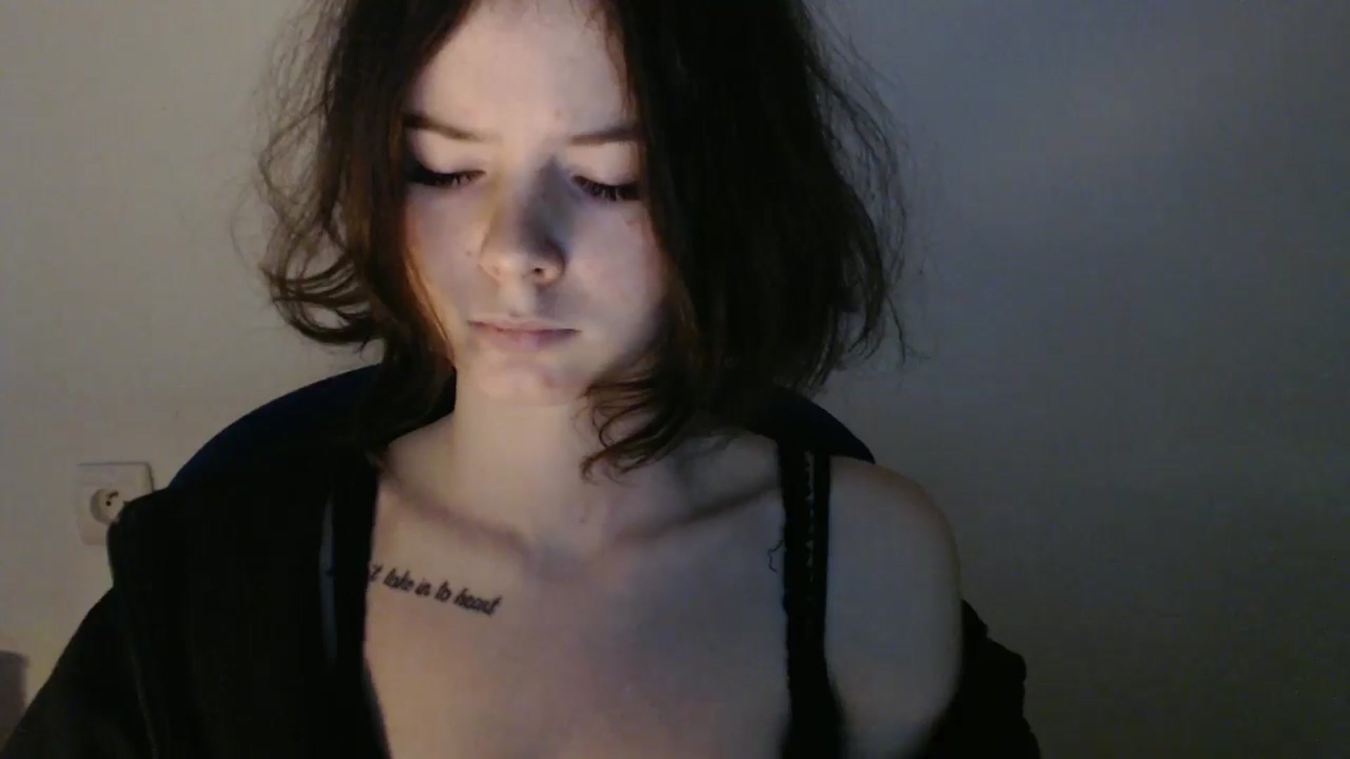 Gallery image thumbnail from KatyaWave's myfreecams stream on, 03/15/2026, 13:44 image 19 of 20