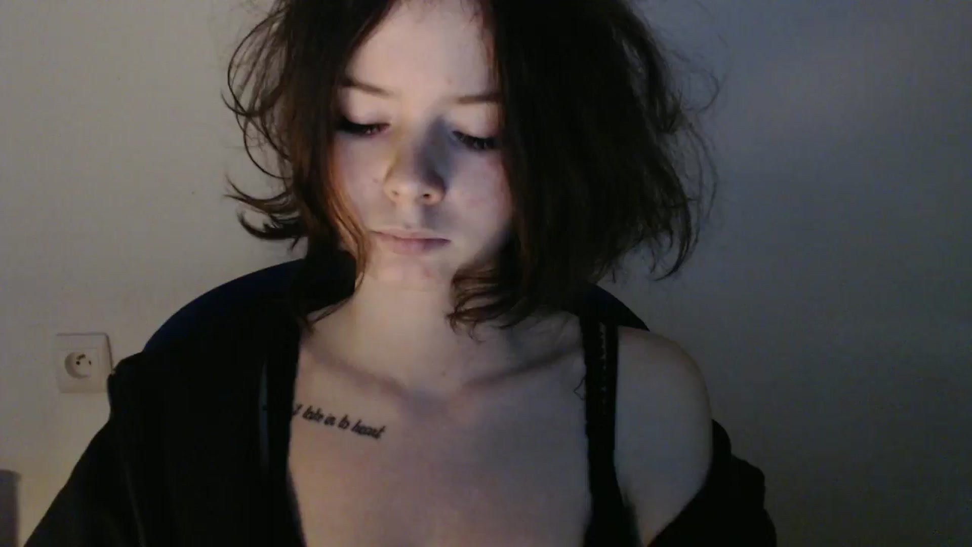 Gallery image thumbnail from KatyaWave's myfreecams stream on, 03/15/2026, 13:44 image 20 of 20