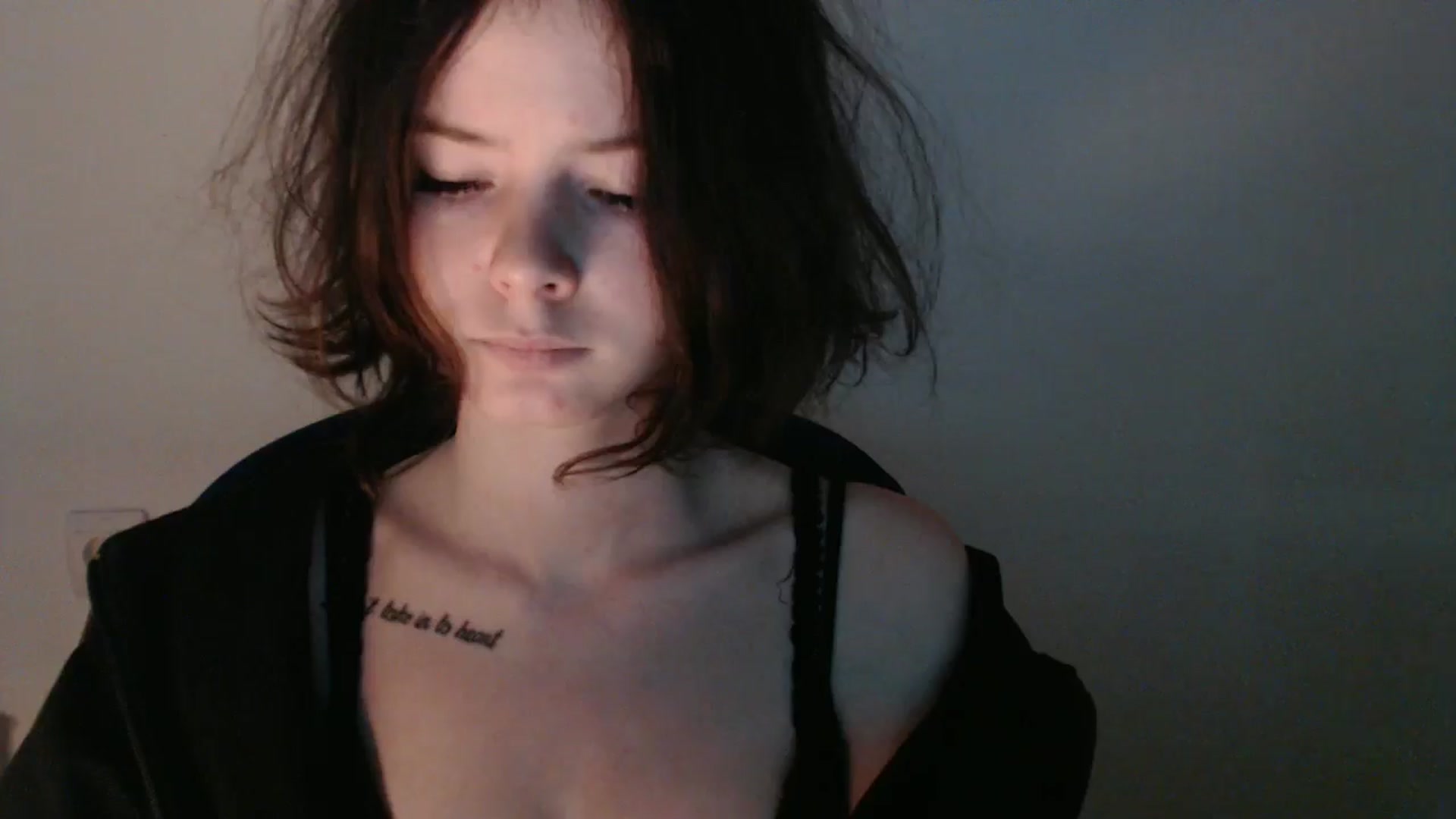 Gallery image thumbnail from KatyaWave's myfreecams stream on, 03/15/2026, 13:44 image 10 of 20