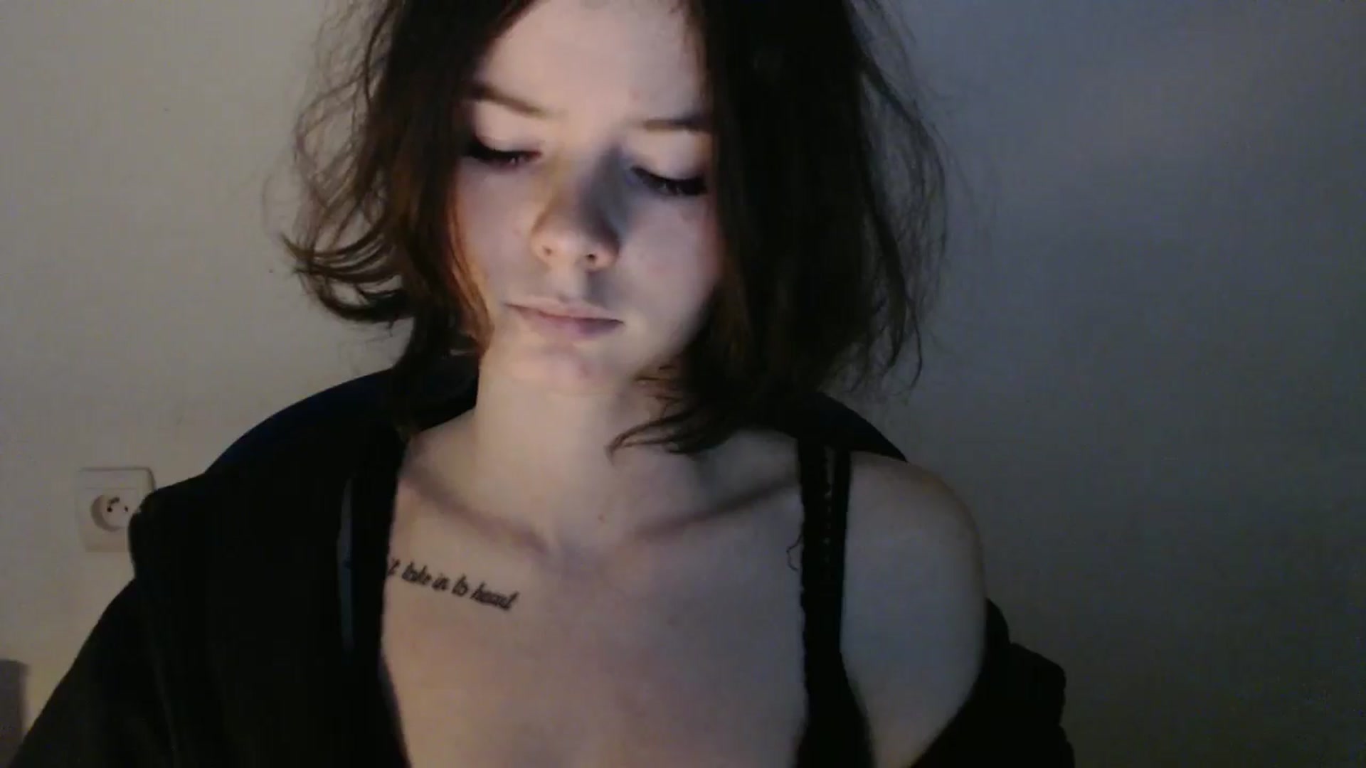 Gallery image thumbnail from KatyaWave's myfreecams stream on, 03/15/2026, 13:44 image 15 of 20
