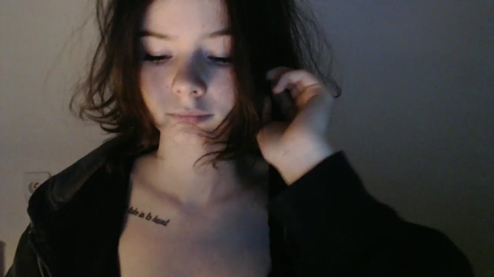 Gallery image thumbnail from KatyaWave's myfreecams stream on, 03/15/2026, 13:44 image 1 of 20