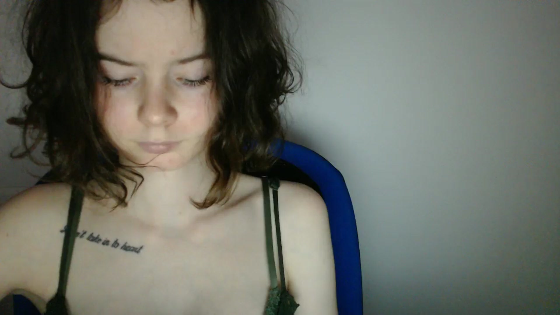 Gallery image thumbnail from KatyaWave's myfreecams stream on, 03/31/2026, 12:23 image 9 of 20