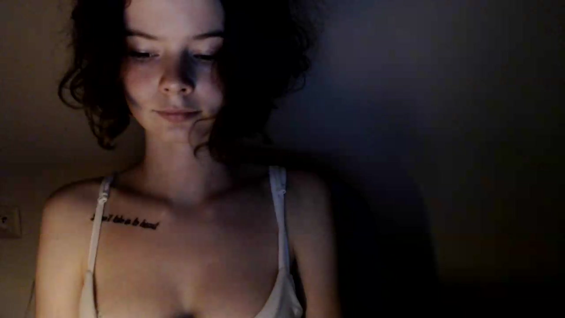 Gallery image thumbnail from KatyaWave's myfreecams stream on, 06/19/2026, 19:14 image 9 of 20