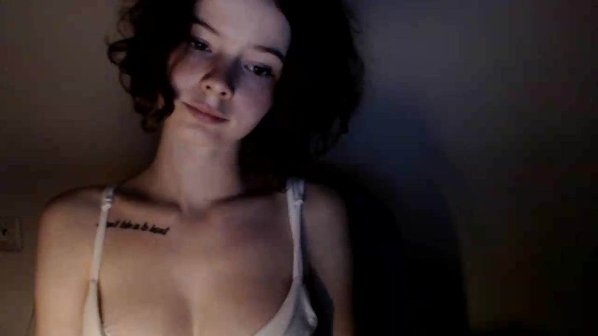 Gallery image thumbnail from KatyaWave's myfreecams stream on, 06/19/2026, 19:14 image 18 of 20
