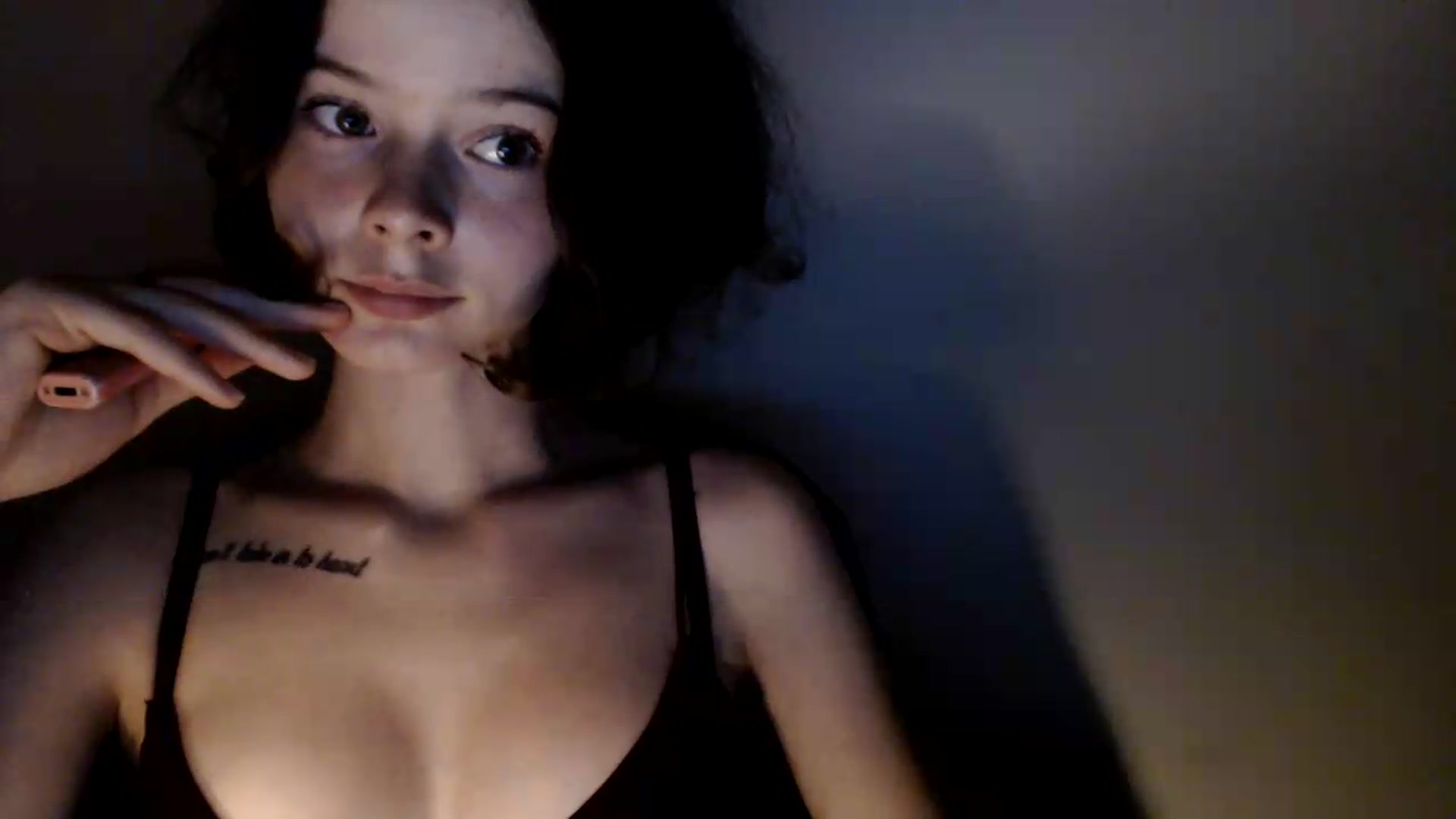 Gallery image thumbnail from KatyaWave's myfreecams stream on, 06/30/2026, 19:27 image 15 of 20