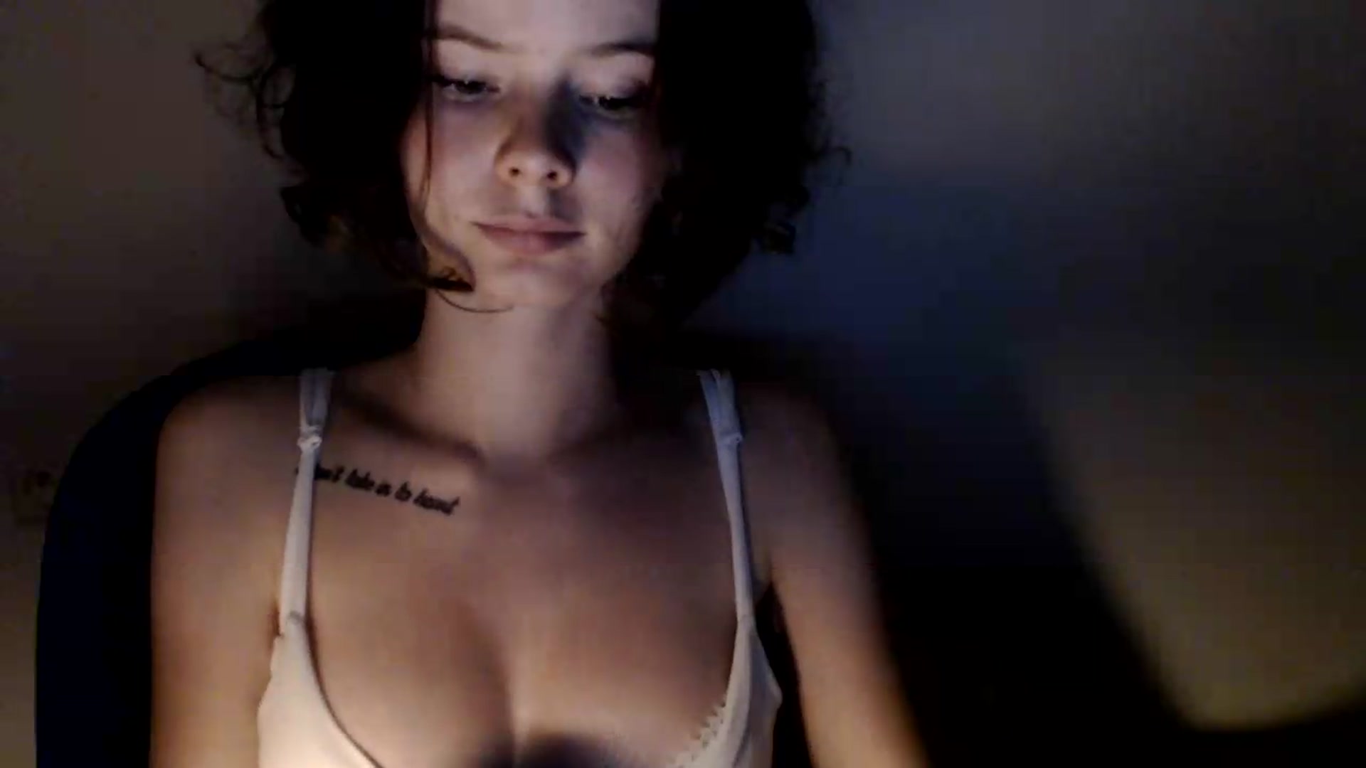 Gallery image thumbnail from KatyaWave's myfreecams stream on, 07/01/2026, 19:21 image 11 of 20