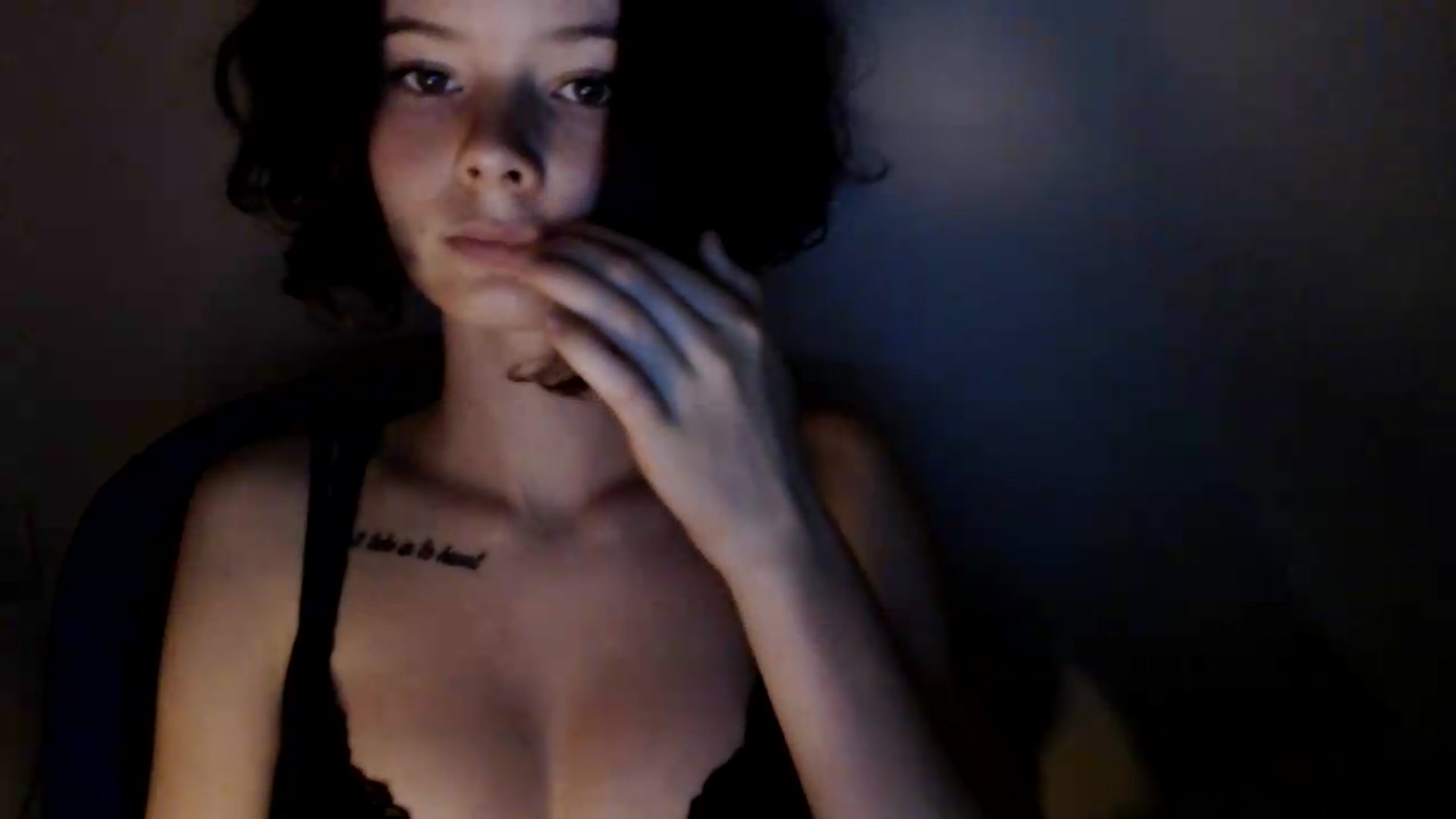 Gallery image thumbnail from KatyaWave's myfreecams stream on, 07/02/2026, 18:59 image 19 of 20
