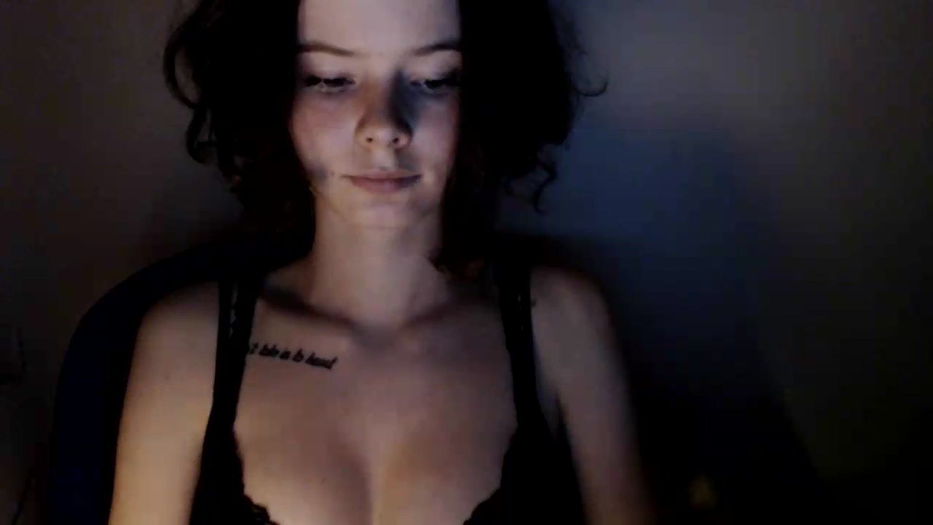 Gallery image thumbnail from KatyaWave's myfreecams stream on, 07/02/2026, 18:59 image 18 of 20