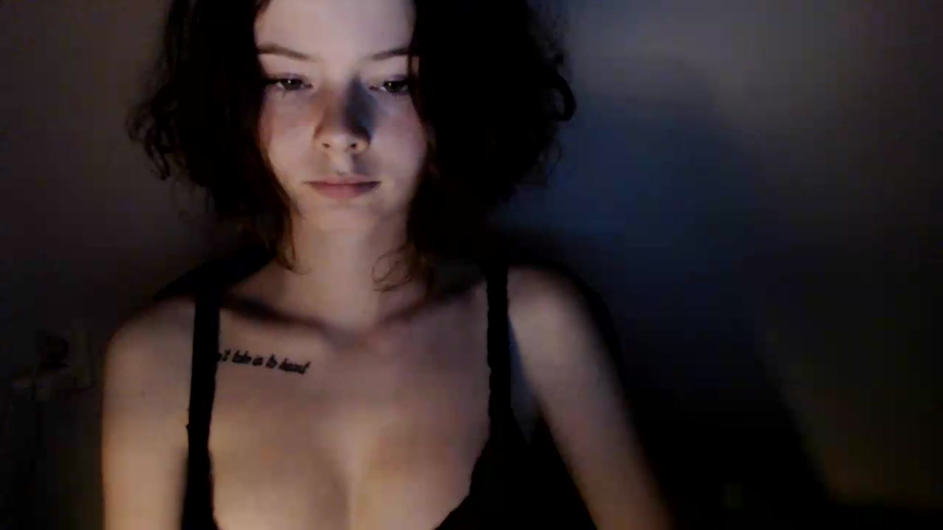 Gallery image thumbnail from KatyaWave's myfreecams stream on, 07/08/2026, 20:11 image 10 of 20