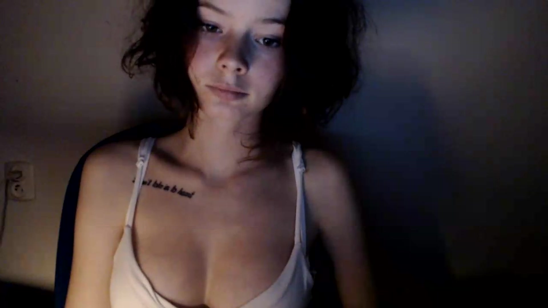 Gallery image thumbnail from KatyaWave's myfreecams stream on, 07/09/2026, 19:13 image 17 of 20