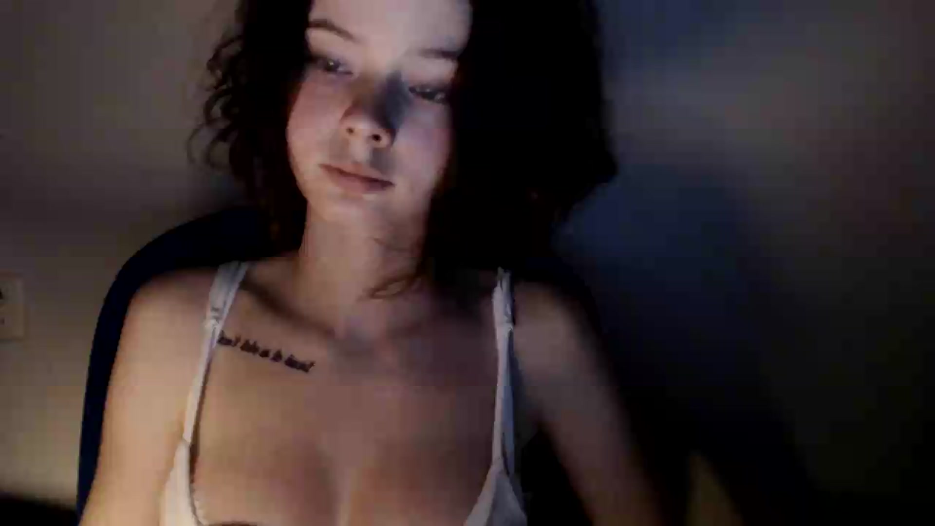 Gallery image thumbnail from KatyaWave's myfreecams stream on, 07/09/2026, 19:13 image 1 of 20
