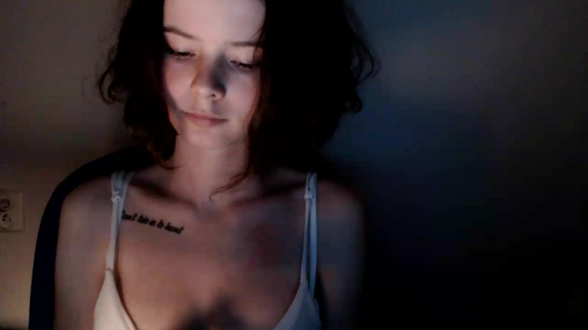 Gallery image thumbnail from KatyaWave's myfreecams stream on, 07/09/2026, 19:52 image 16 of 20