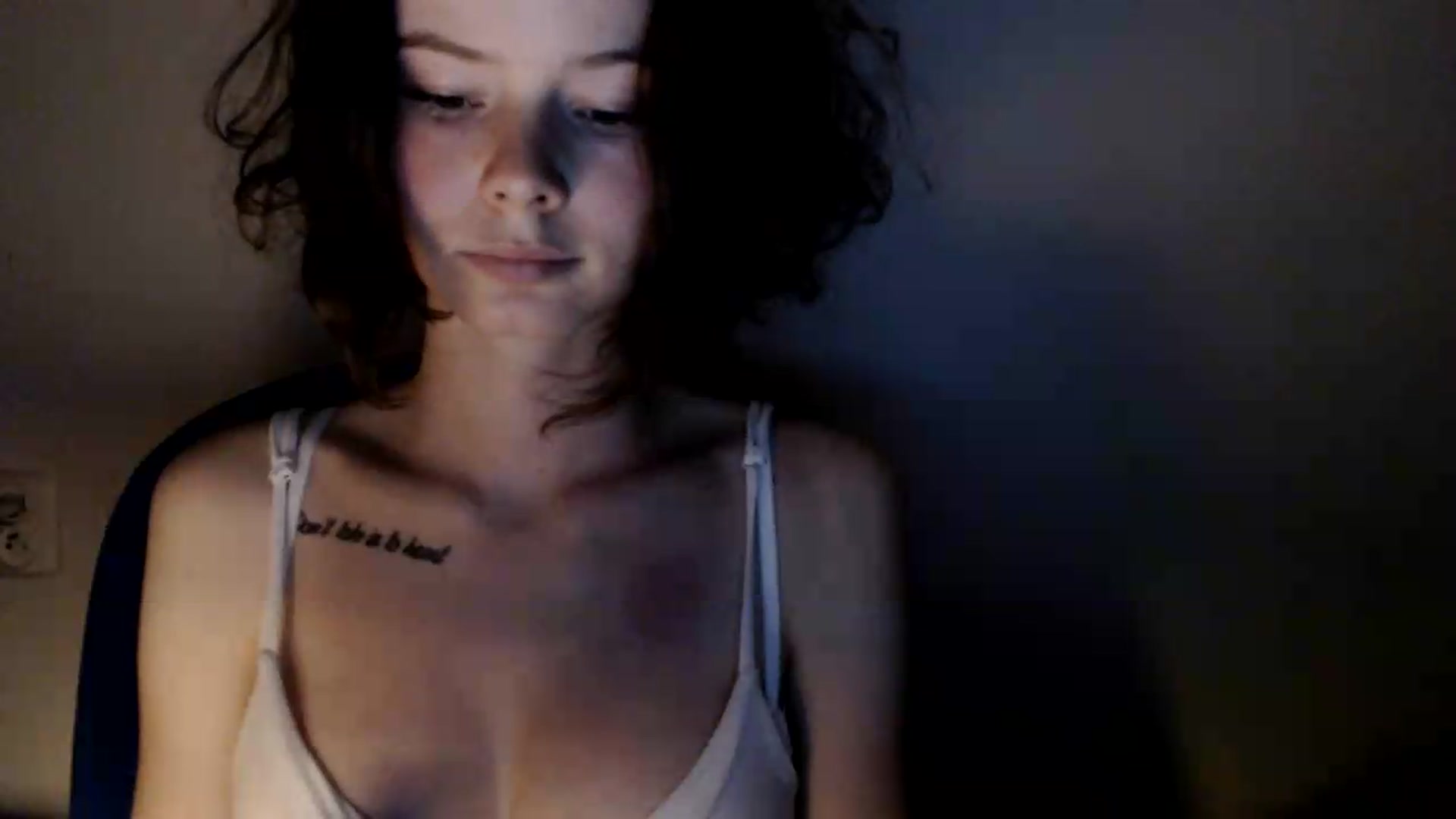 Gallery image thumbnail from KatyaWave's myfreecams stream on, 07/09/2026, 19:52 image 7 of 20