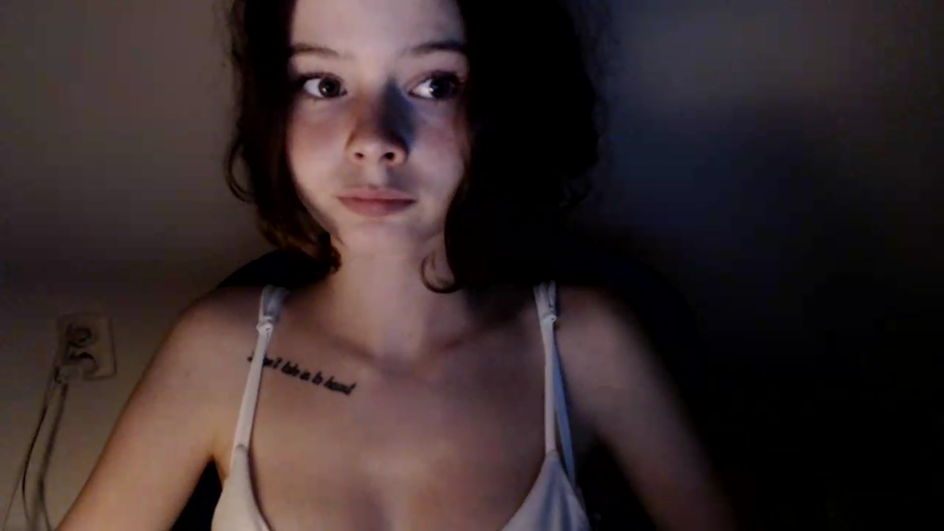 Gallery image thumbnail from KatyaWave's myfreecams stream on, 07/15/2026, 18:40 image 15 of 20