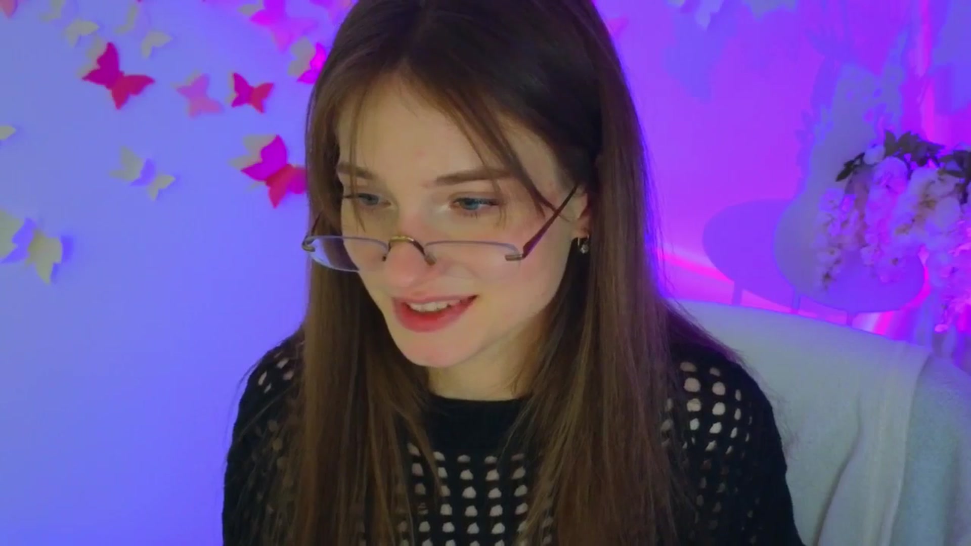 Gallery image thumbnail from Katyaa_Lover's myfreecams stream on, 01/15/2026, 19:15 image 18 of 20