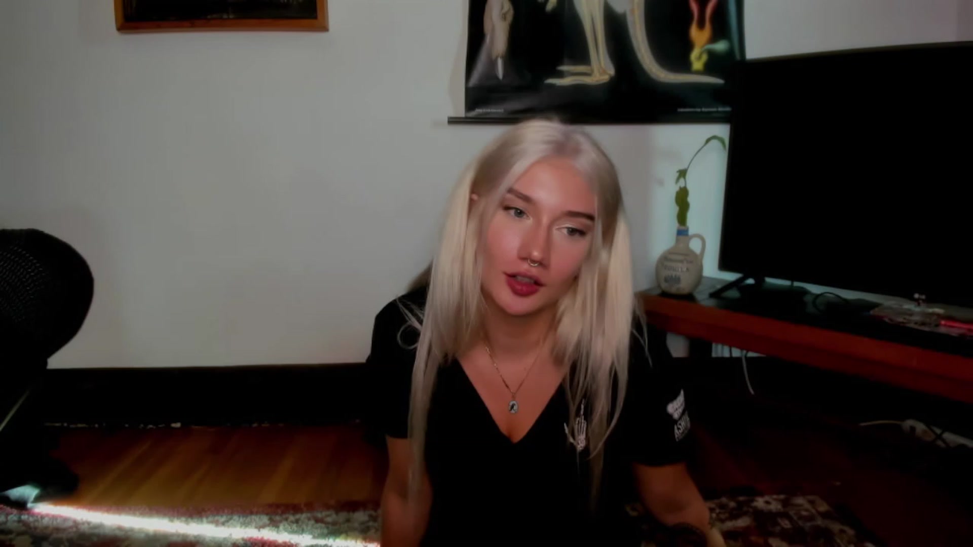 Gallery image thumbnail from Katydayy's myfreecams stream on, 06/28/2023, 01:52 image 10 of 20