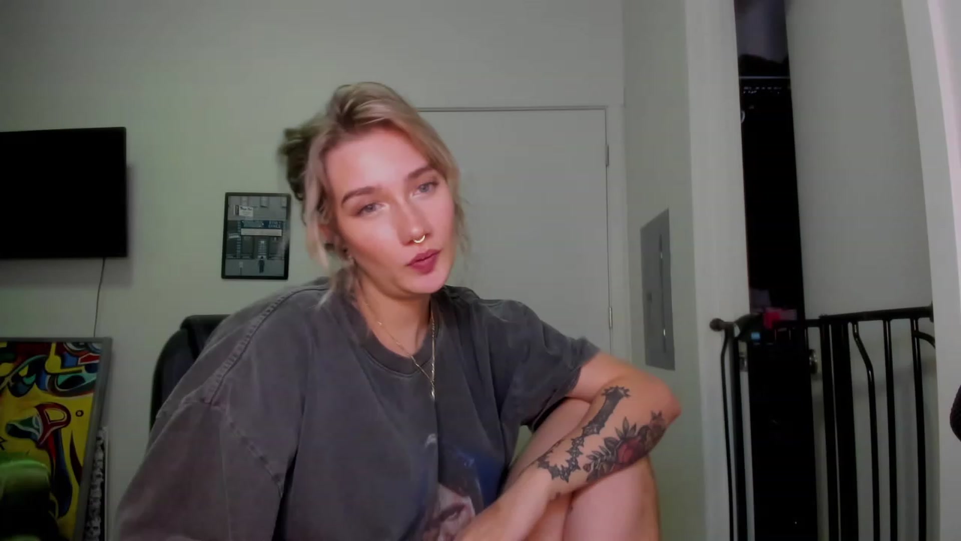 Gallery image thumbnail from Katydayy's myfreecams stream on, 10/20/2023, 05:41 image 11 of 20