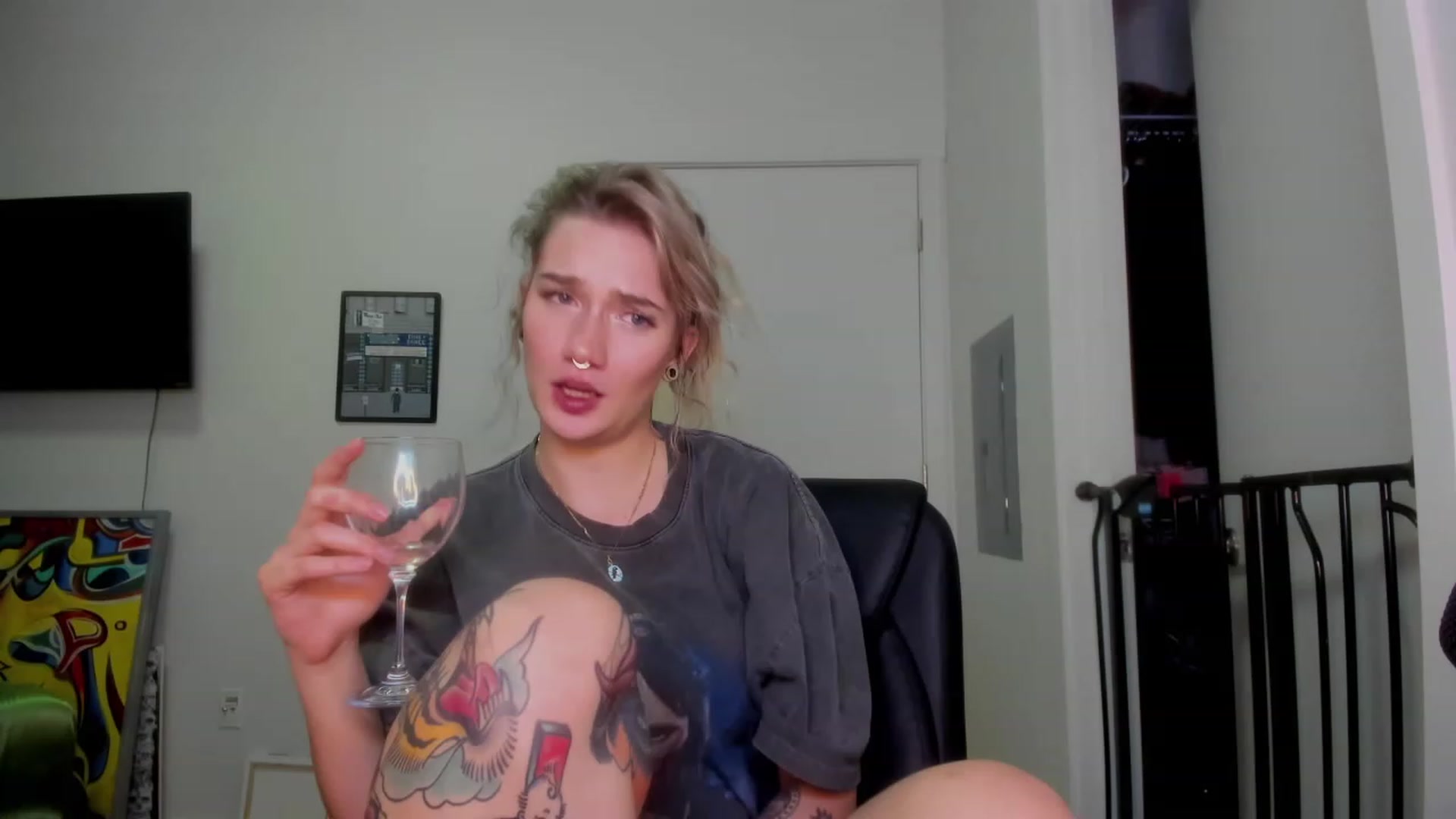 Gallery image thumbnail from Katydayy's myfreecams stream on, 10/20/2023, 05:41 image 2 of 20