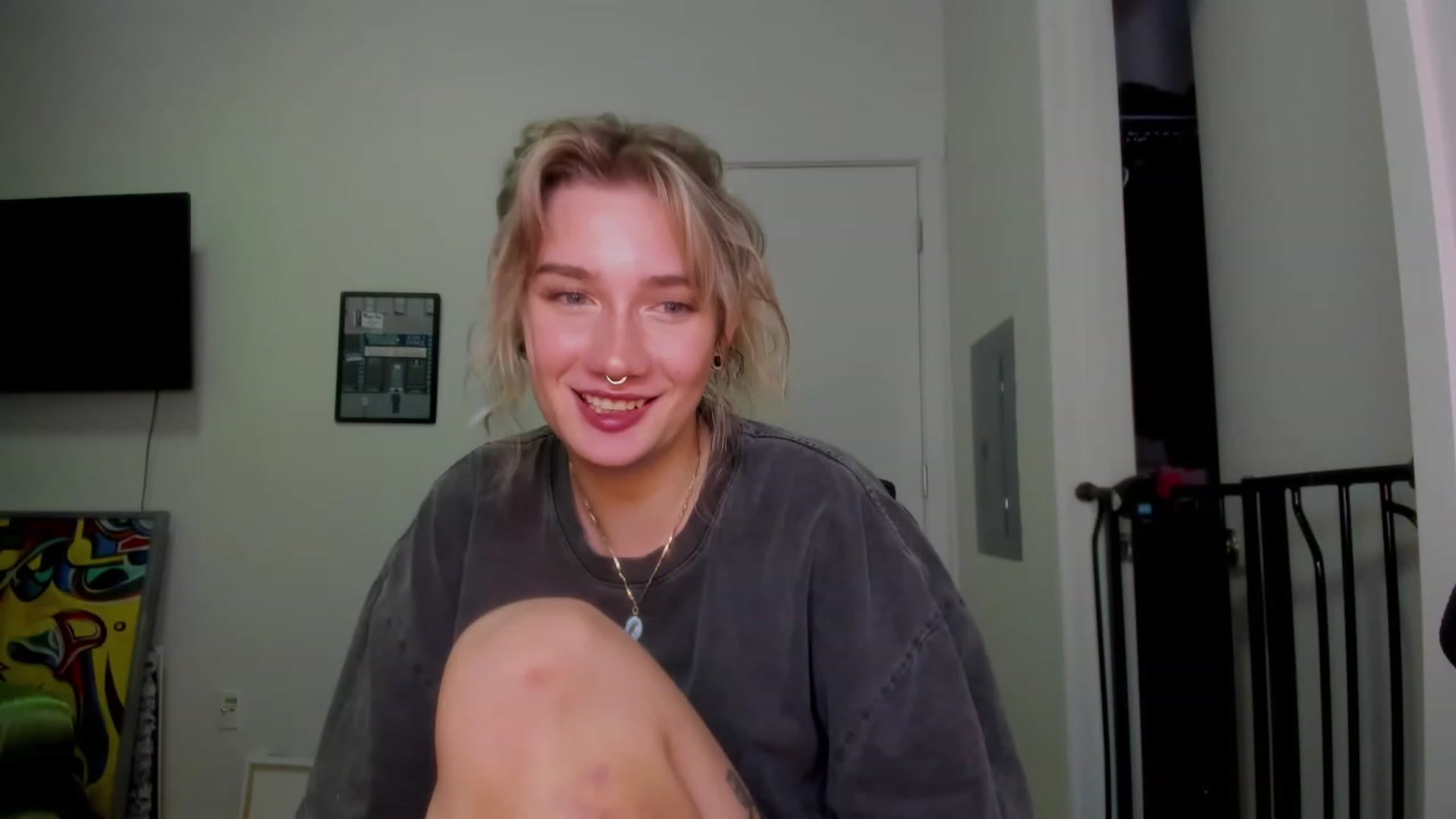 Gallery image thumbnail from Katydayy's myfreecams stream on, 10/20/2023, 05:41 image 12 of 20