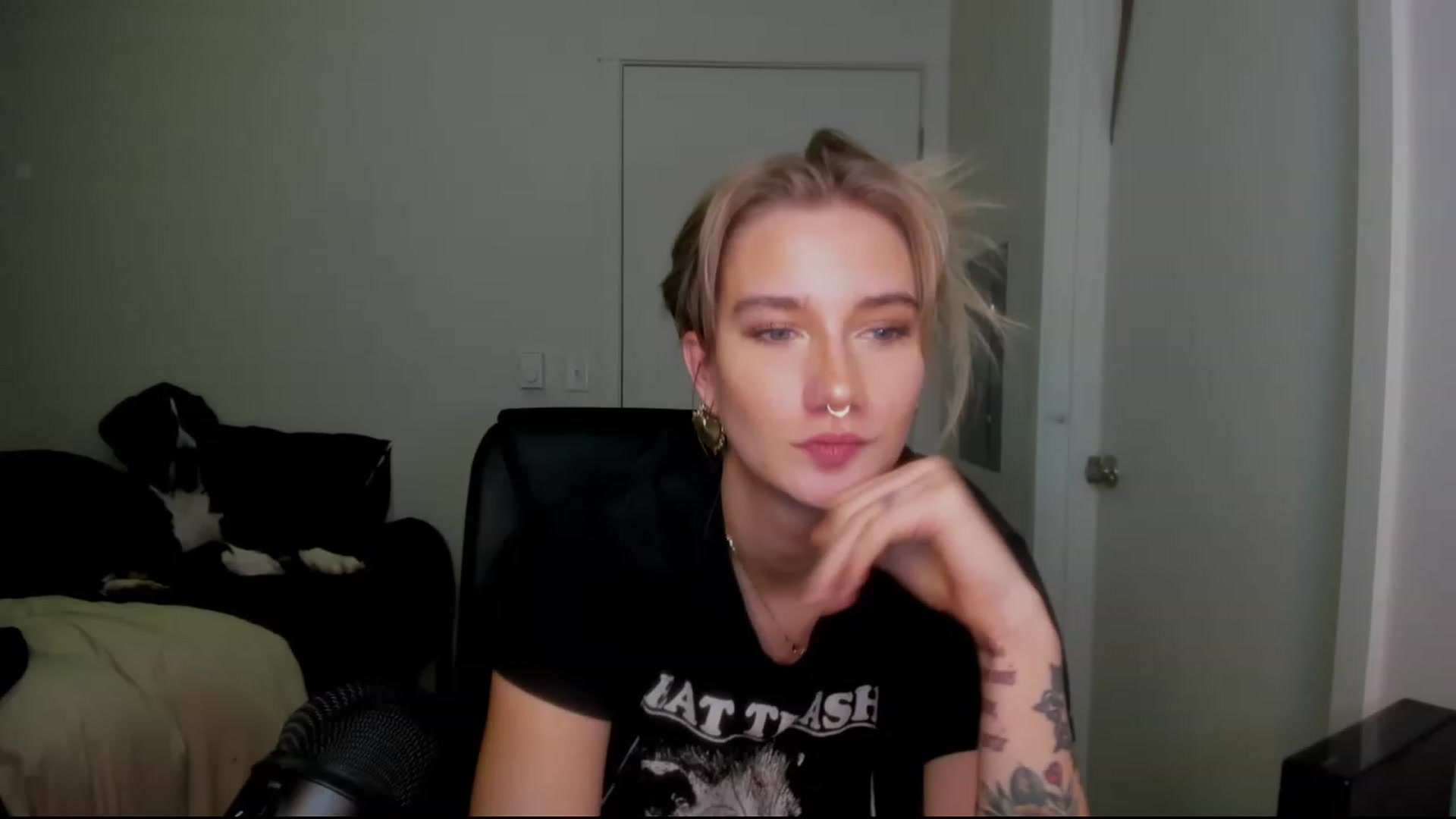 Gallery image thumbnail from Katydayy's myfreecams stream on, 12/08/2023, 05:42 image 1 of 20