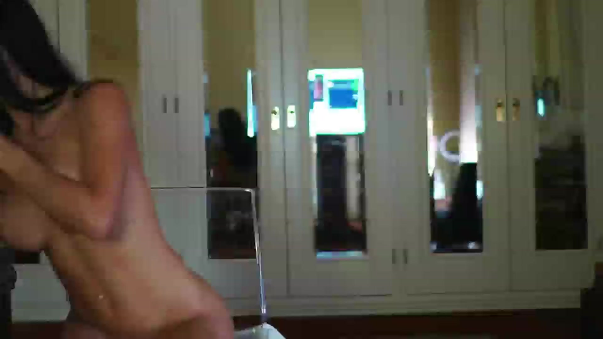 Gallery image thumbnail from KatyeRave's myfreecams stream on, 04/17/2024, 17:31 image 4 of 20