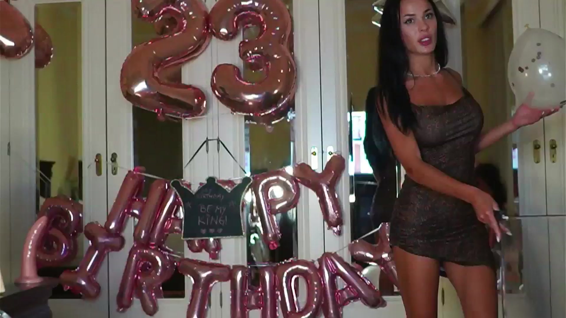 Gallery image thumbnail from KatyeRave's myfreecams stream on, 05/21/2024, 22:10 image 9 of 20