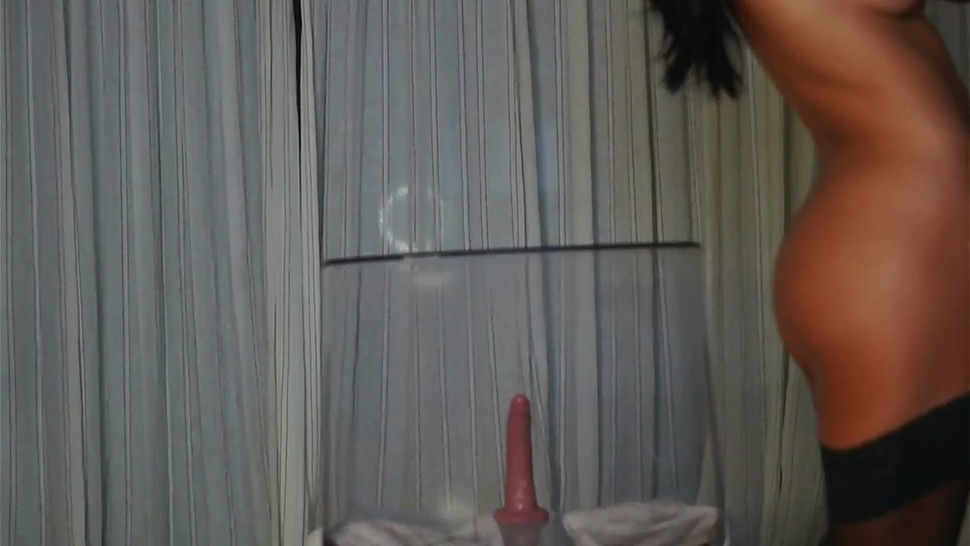 Gallery image thumbnail from KatyeRave's myfreecams stream on, 06/13/2024, 18:43 image 17 of 20