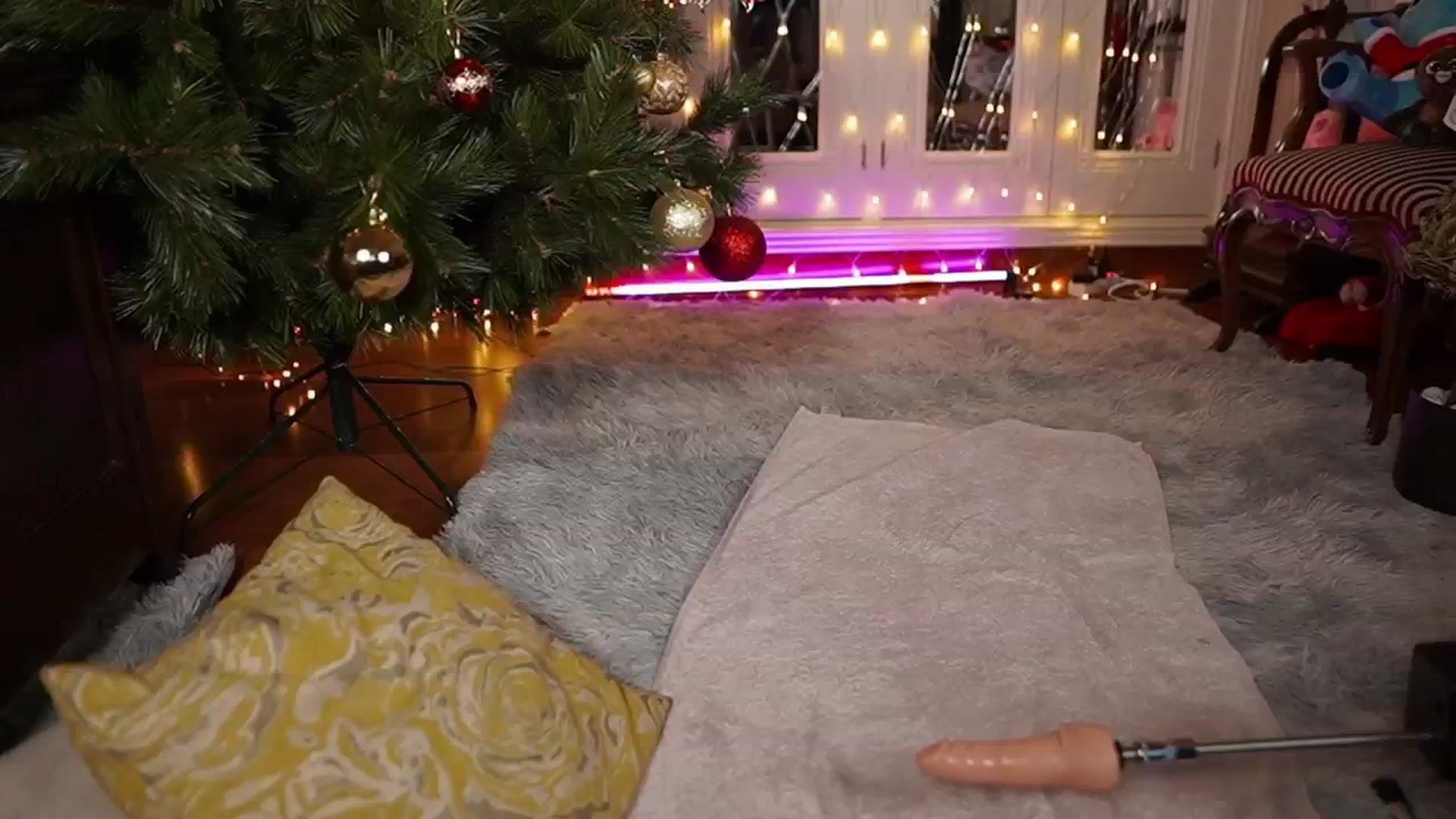 Gallery image thumbnail from KatyeRave's myfreecams stream on, 12/21/2024, 22:58 image 7 of 20