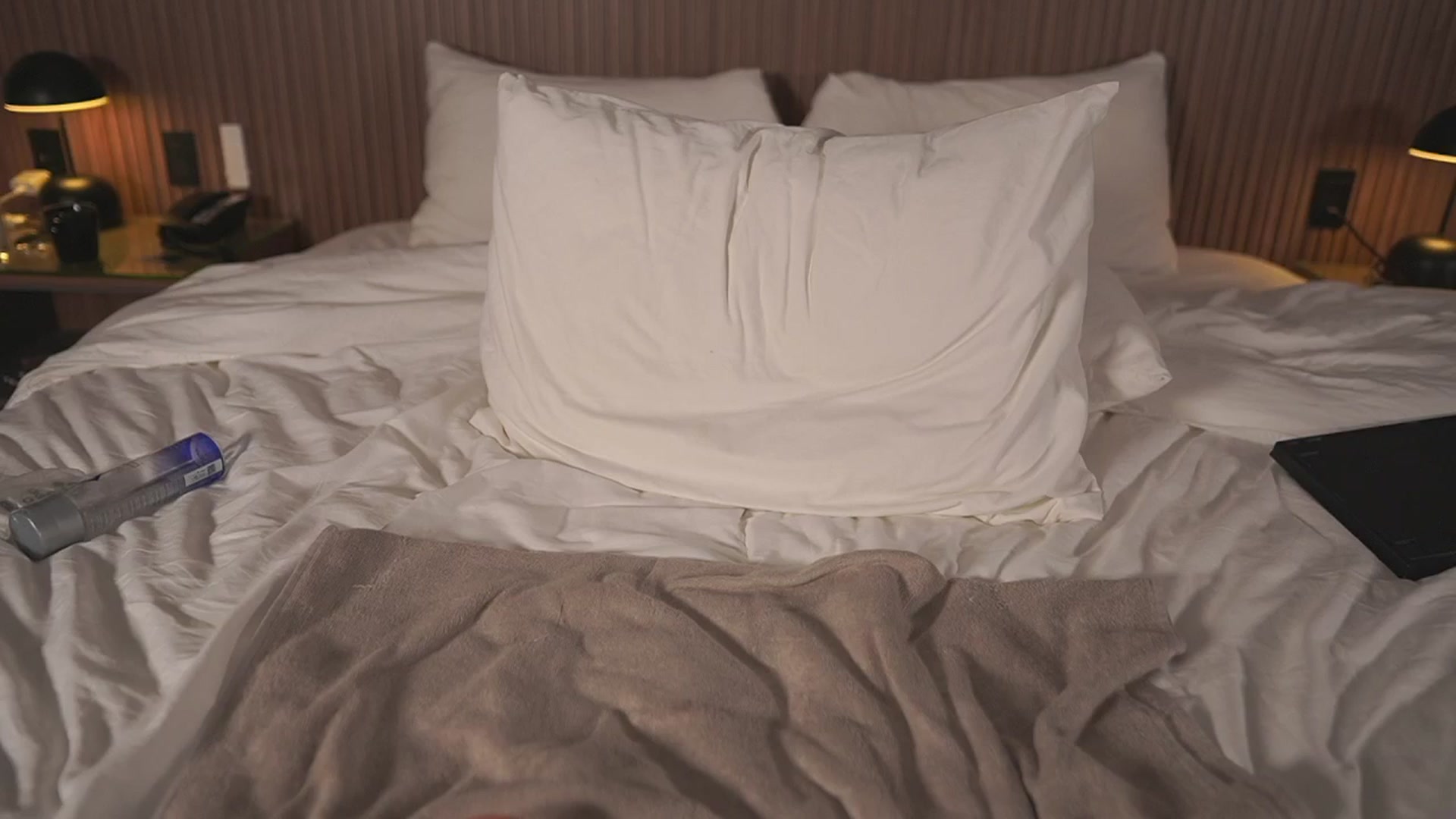 Gallery image thumbnail from KatyeRave's myfreecams stream on, 03/31/2025, 02:36 image 9 of 20