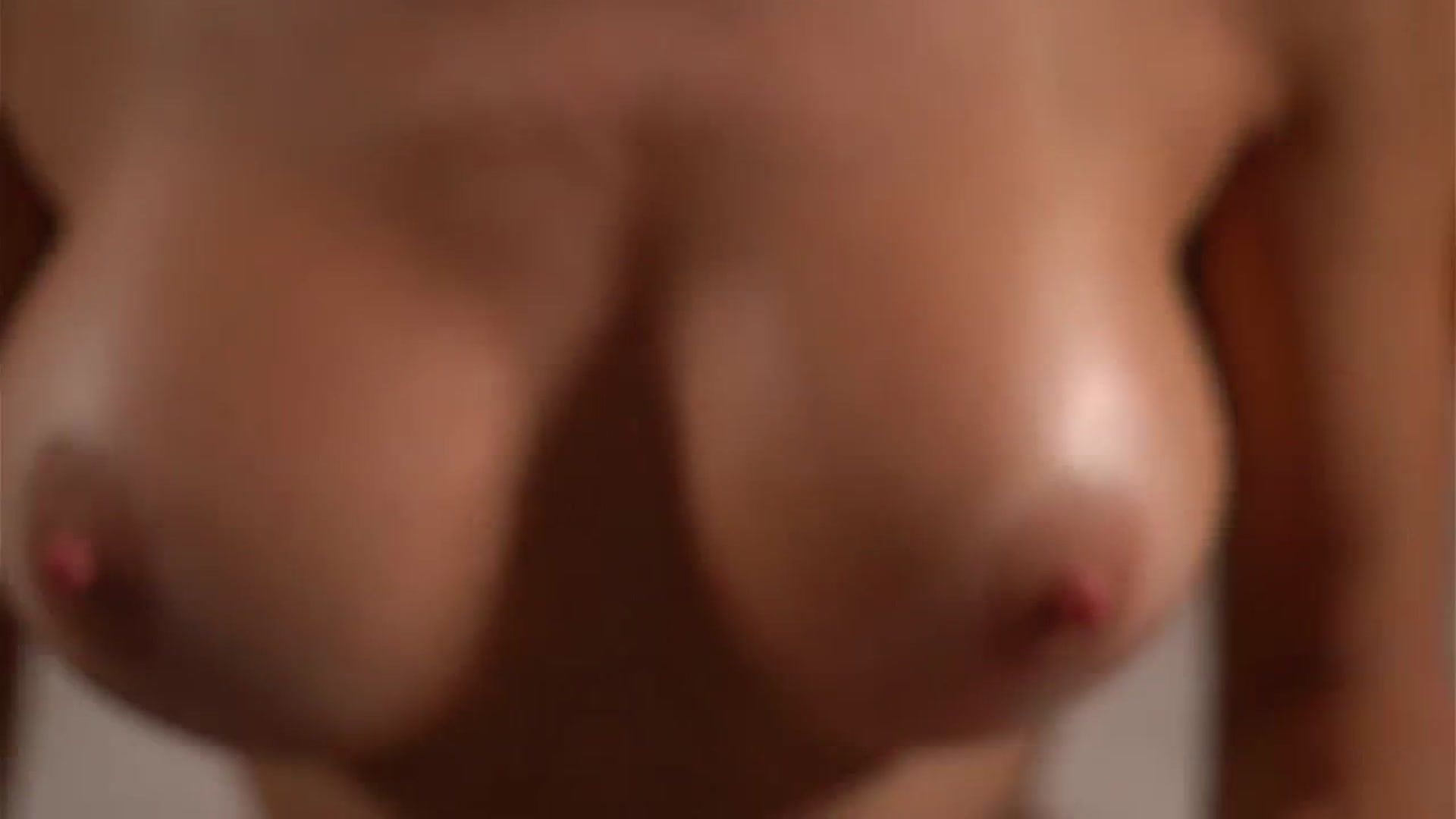Gallery image thumbnail from KatyeRave's myfreecams stream on, 04/14/2025, 24:06 image 17 of 20