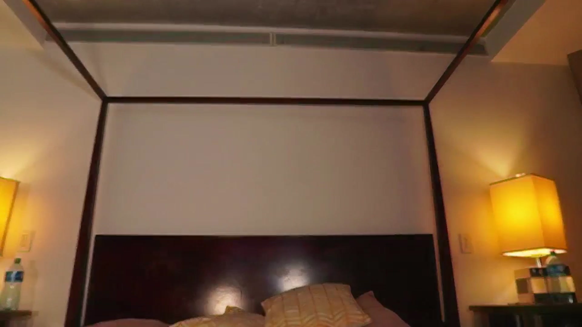 Gallery image thumbnail from KatyeRave's myfreecams stream on, 09/18/2025, 24:21 image 8 of 20