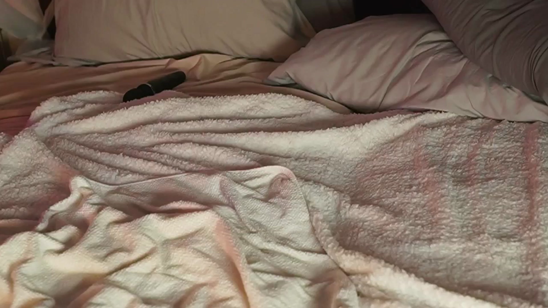 Gallery image thumbnail from KatyeRave's myfreecams stream on, 10/22/2025, 03:48 image 7 of 20