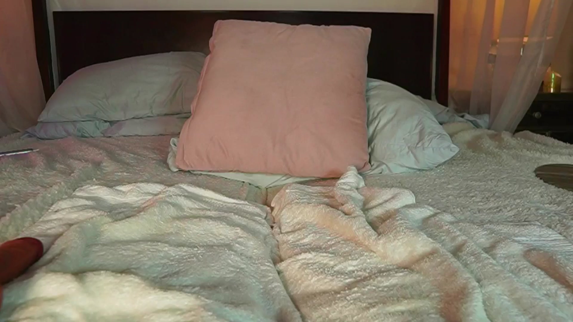 Gallery image thumbnail from KatyeRave's myfreecams stream on, 12/18/2025, 02:56 image 7 of 20