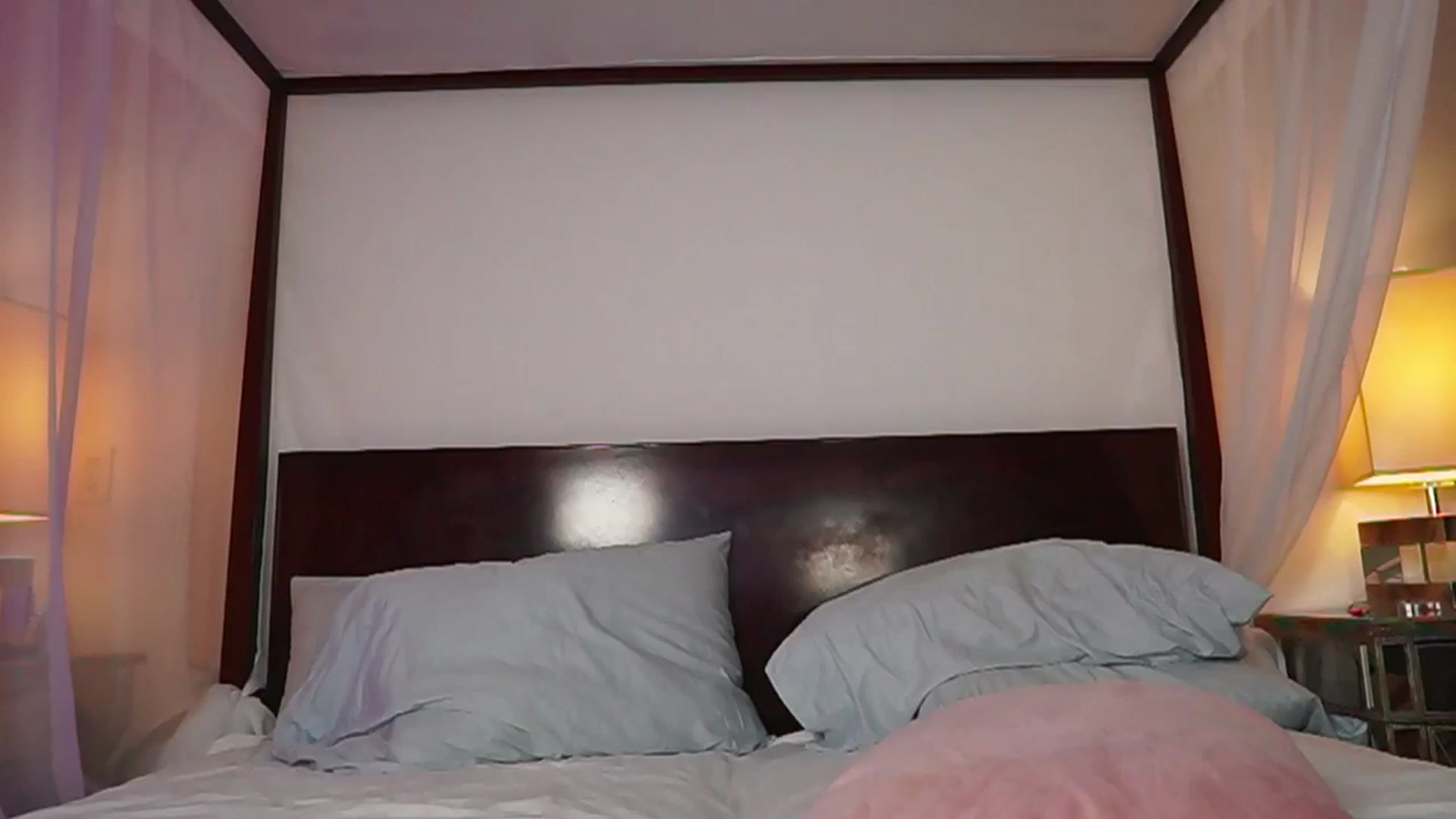 Gallery image thumbnail from KatyeRave's myfreecams stream on, 02/12/2026, 02:12 image 19 of 20