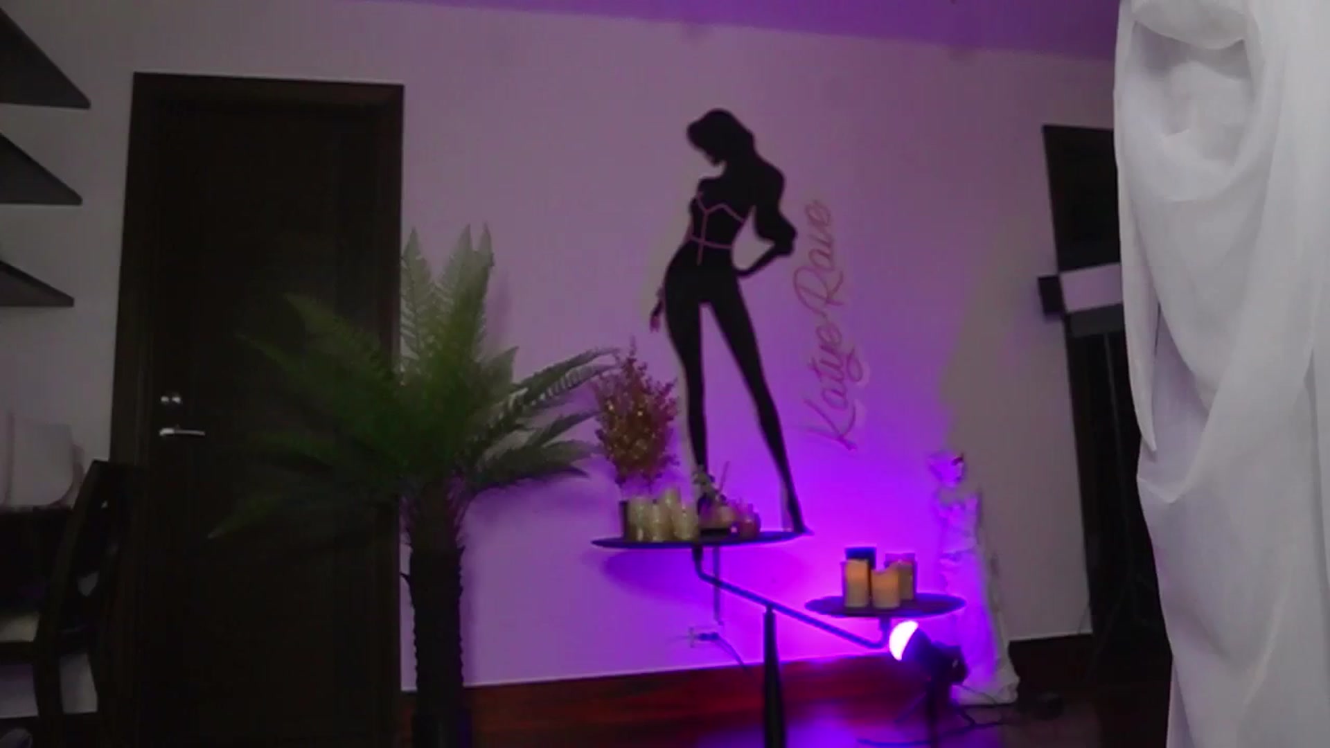 Gallery image thumbnail from KatyeRave's myfreecams stream on, 02/21/2026, 21:57 image 14 of 20